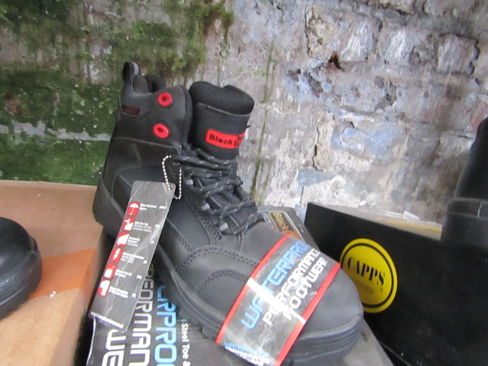 Black Rock Safety Boot. Size 8. New and Boxed