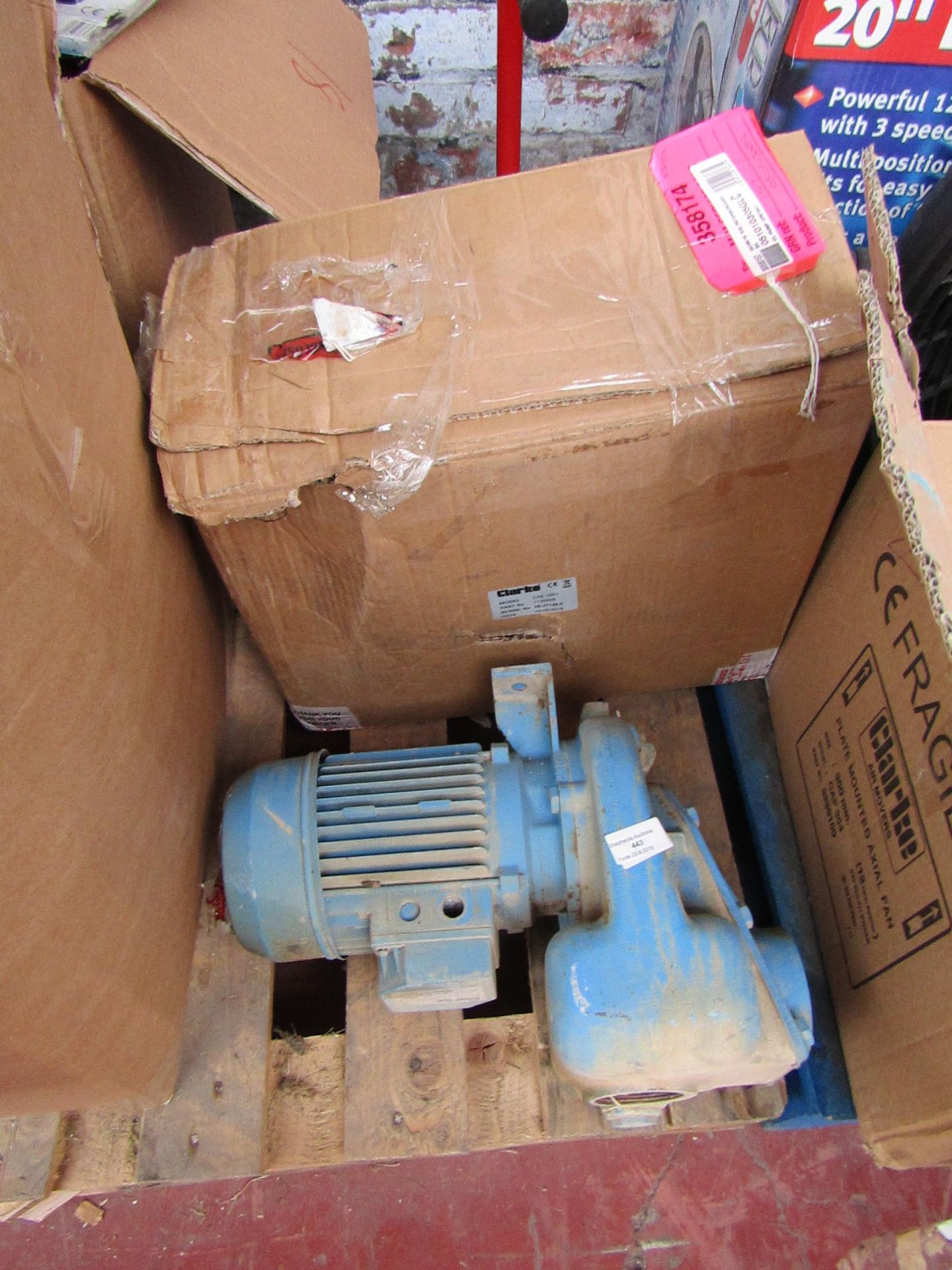 1 x Clarke PUMP CPE15A1 230V 6112 £99.98 1 x Clarke PUMP CPE20A3 400V 6112 £329.00 This lot is a