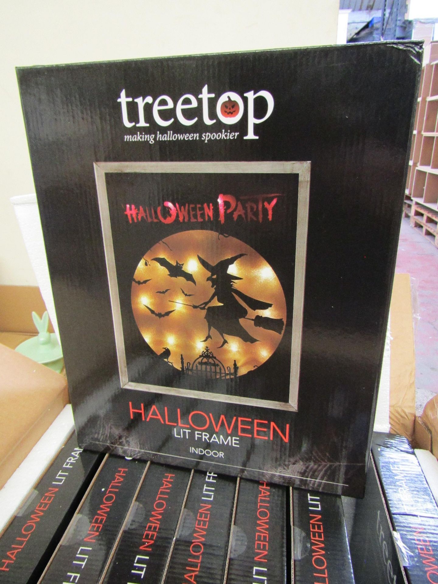 8x LED Halloween frames, new and boxed.