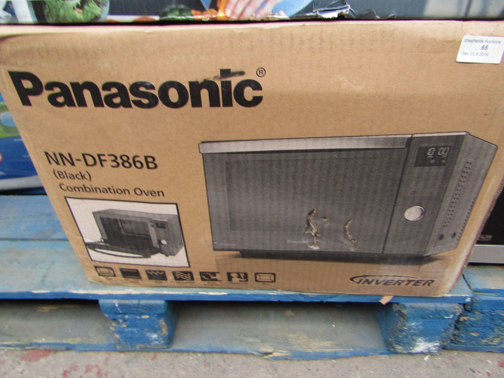 Panasonic Combination Oven.Boxed but unchecked