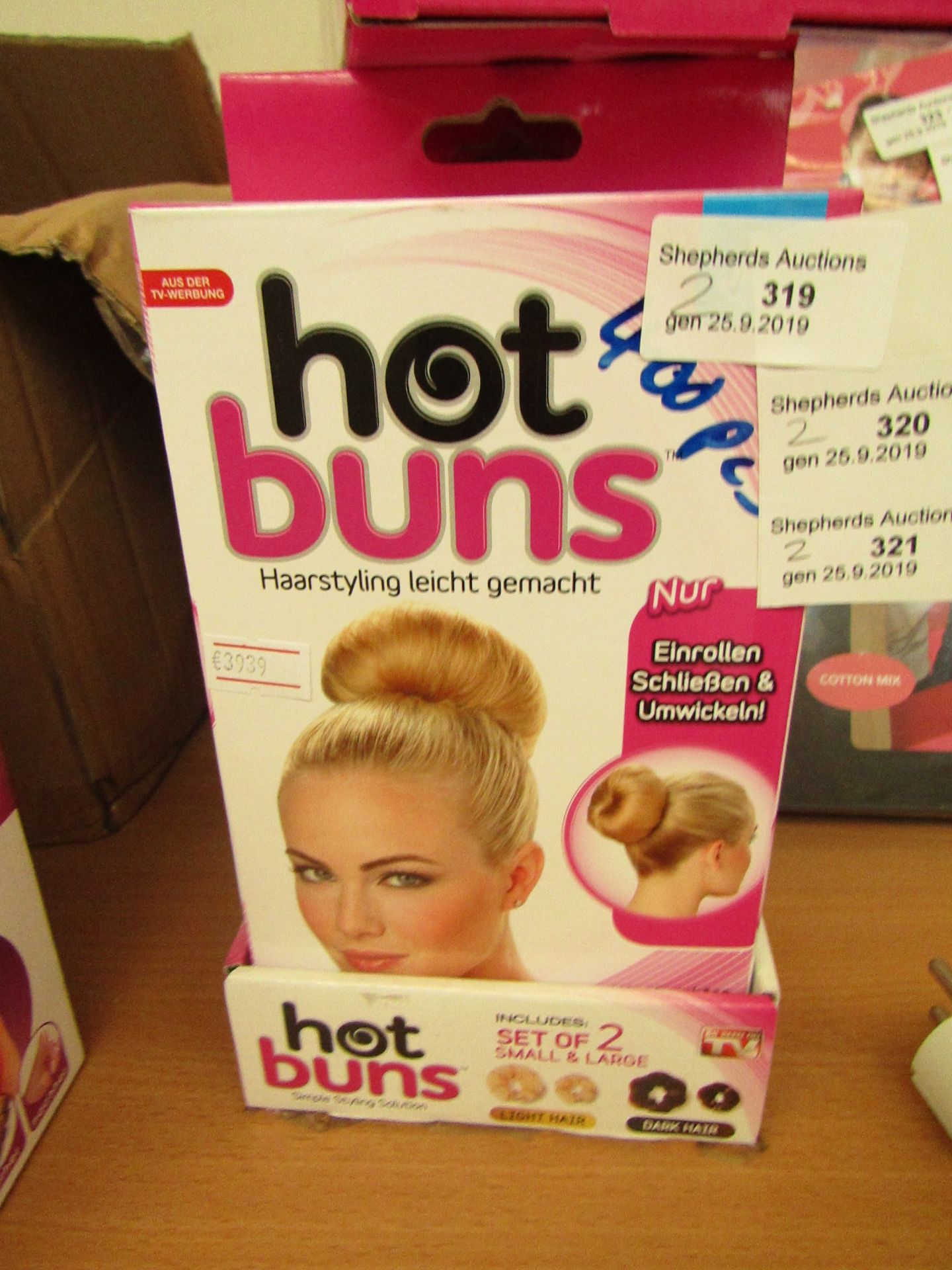 2 x Hot Buns sets.2 in each box.New & Packaged