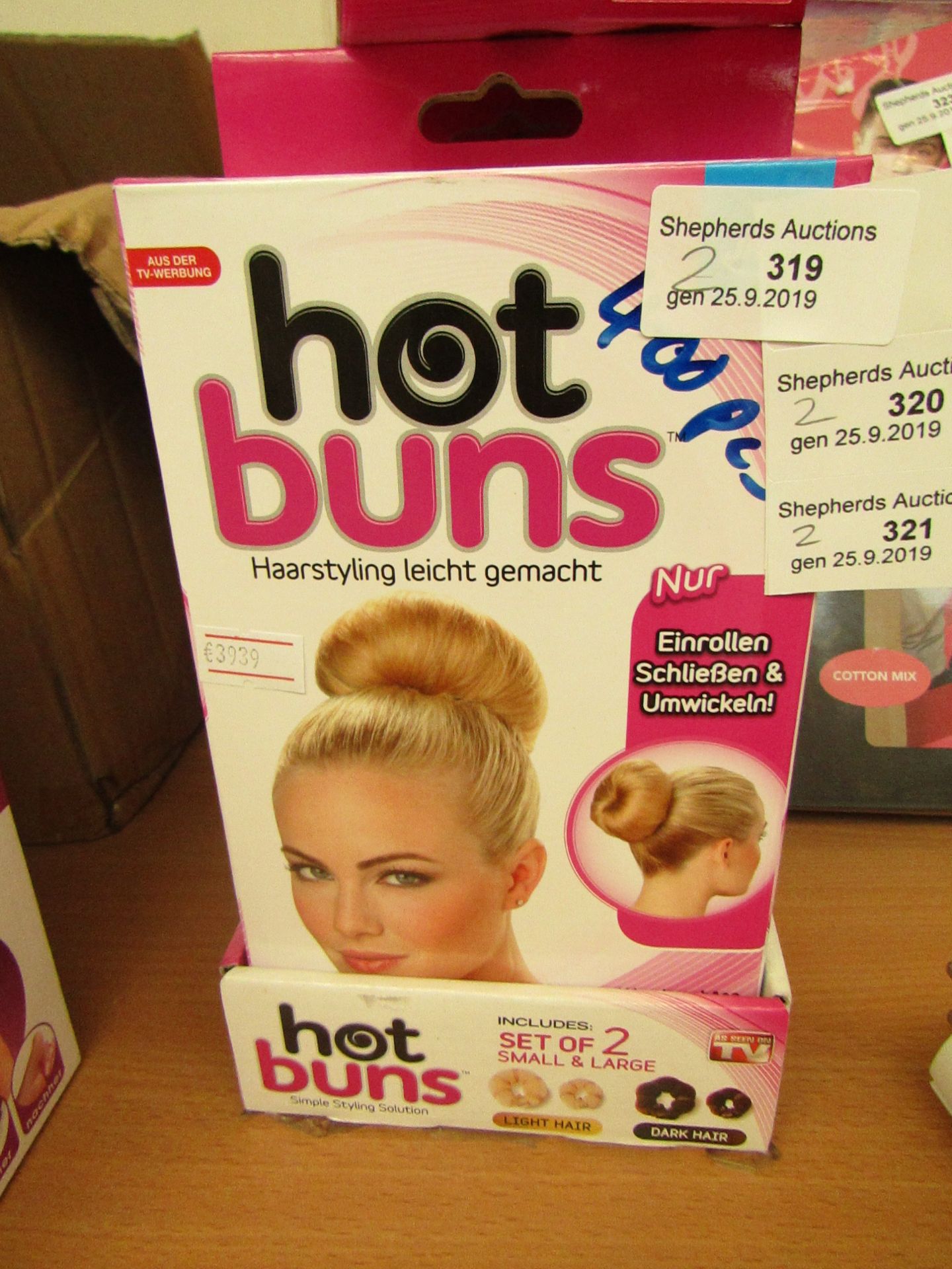 2 x Hot Buns sets.2 in each box.New & Packaged