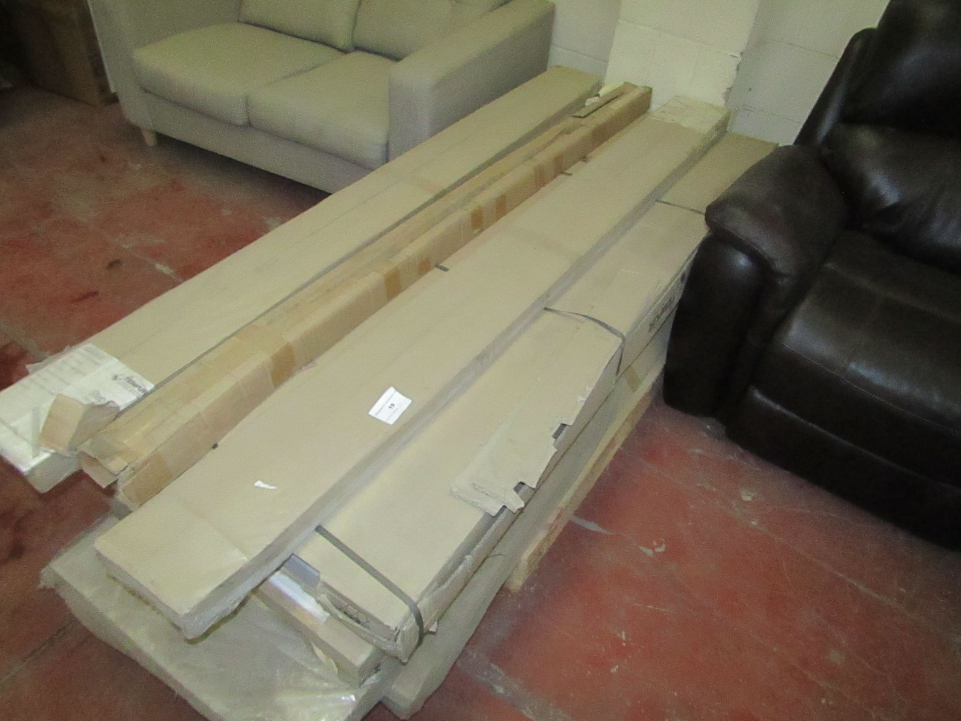 Tempur Day bed frame, comes in 8 boxes, unchecked but most still seems to be factory sealed