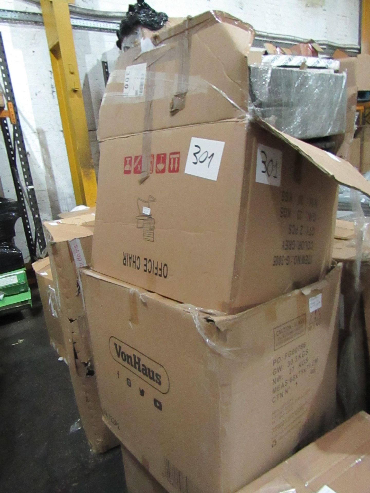 3x Boxes which appear tohave the parts to 3 rattan Arm chairs, please read lot 0 before bidding