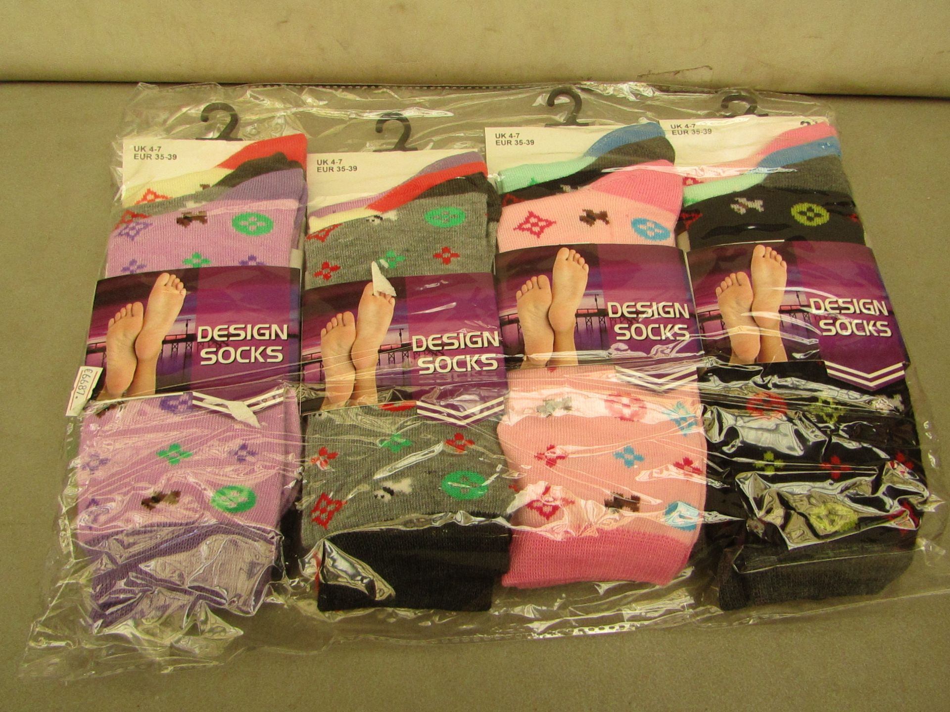 12 x pairs of Design Ladies Patterned Socks size 4-7 new & packaged