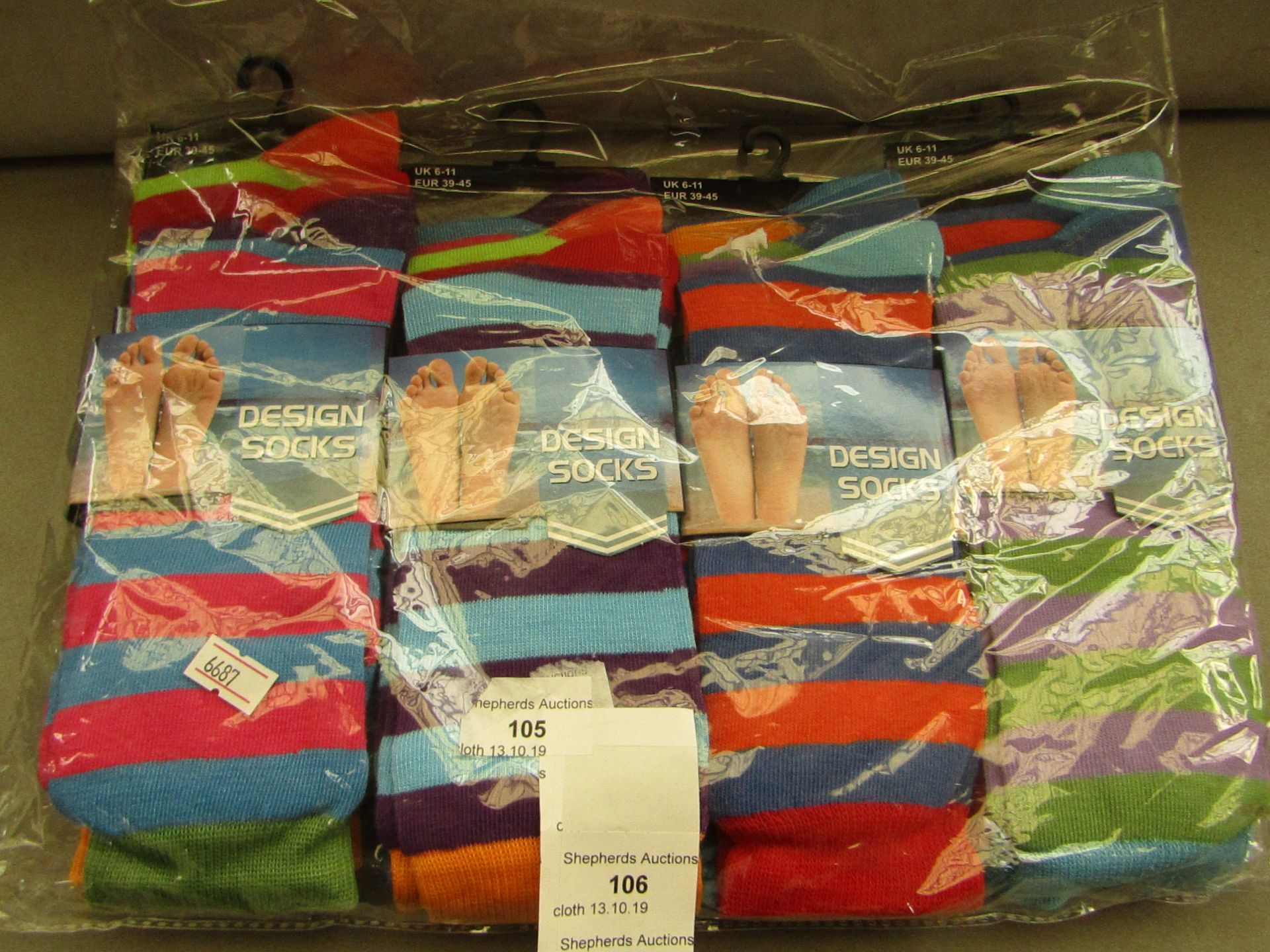 12 x pairs of Design Mens Patterned Socks size 6-11 new & packaged