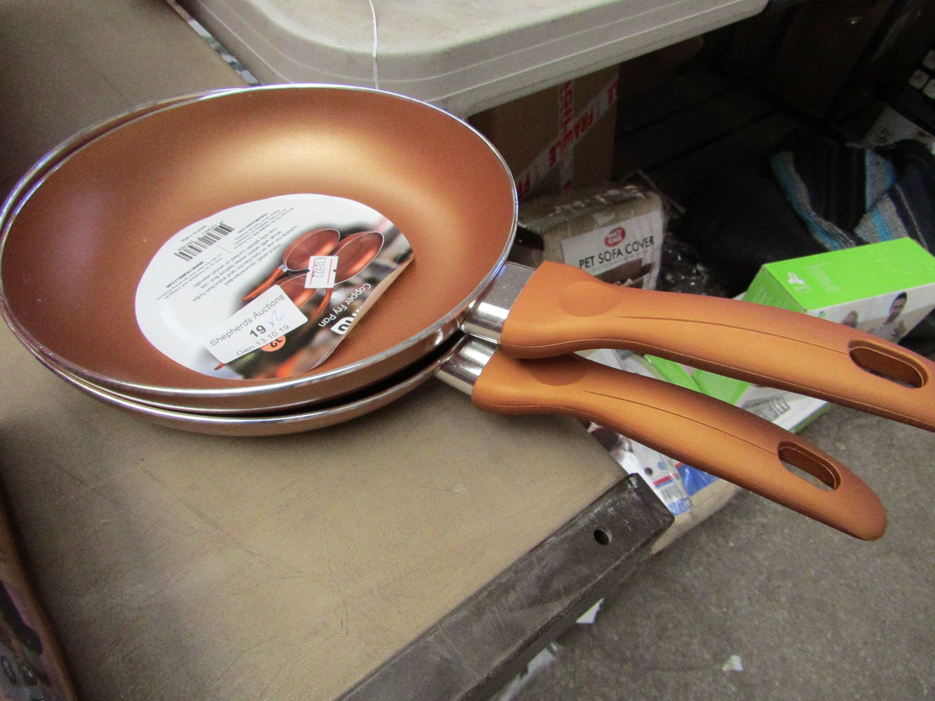 2x Copper fry pans, new.
