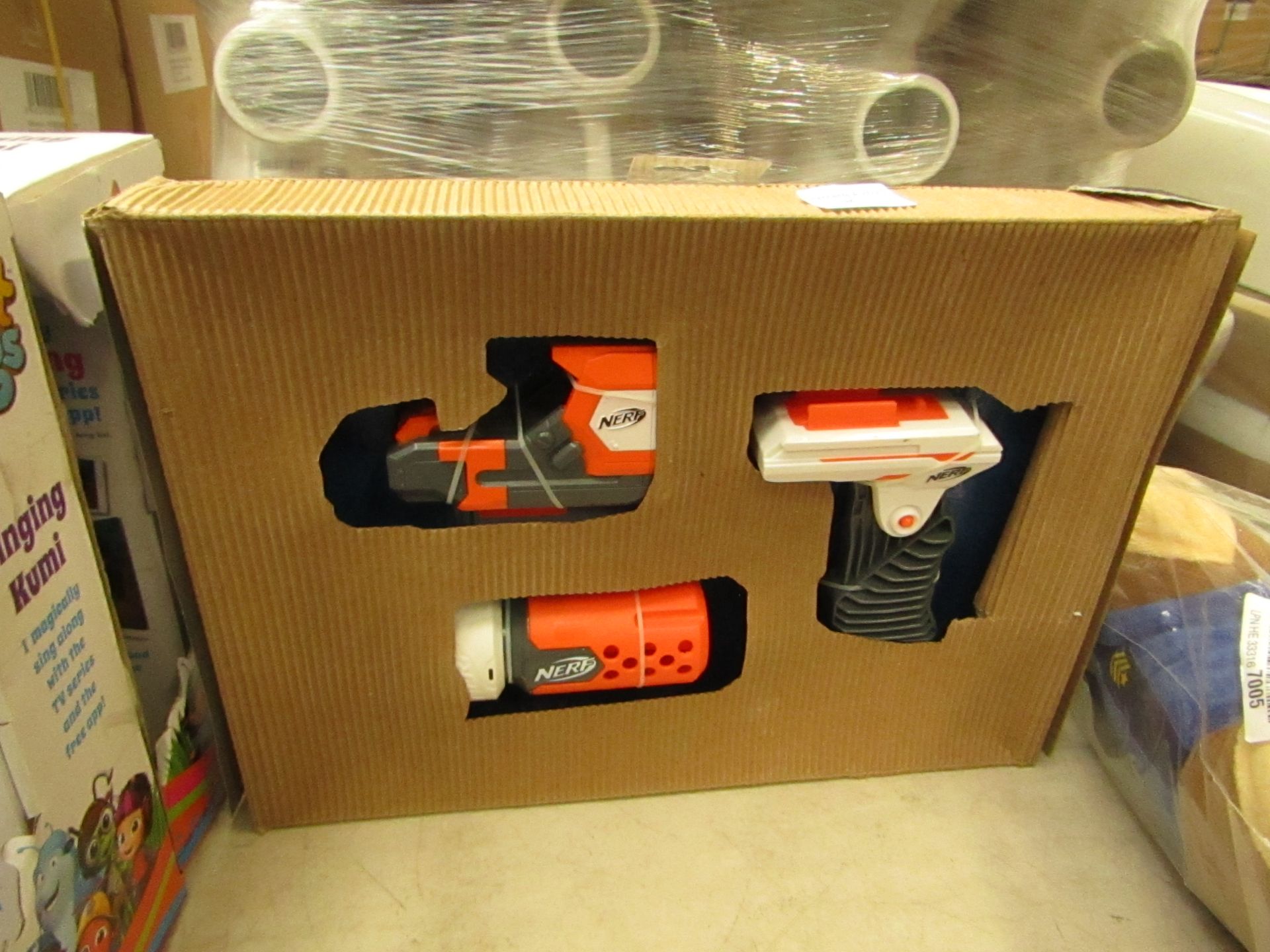 Nerf N-Strike Modulus System Kit packaged (package may be damaged)