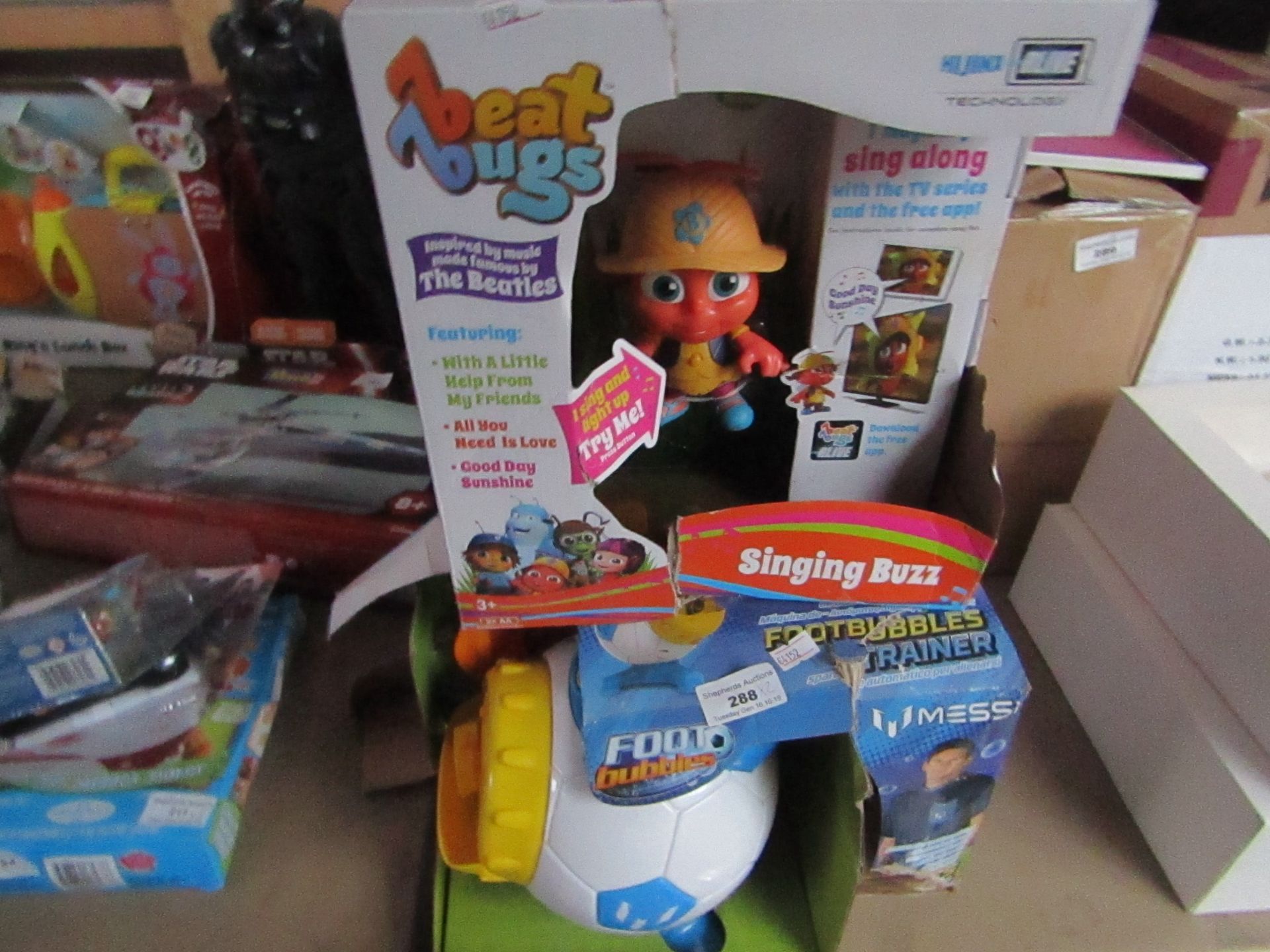 2x items being a Beat Bugs Sounds and Lights toy and a Mesii Bubble machine, both unchecke and