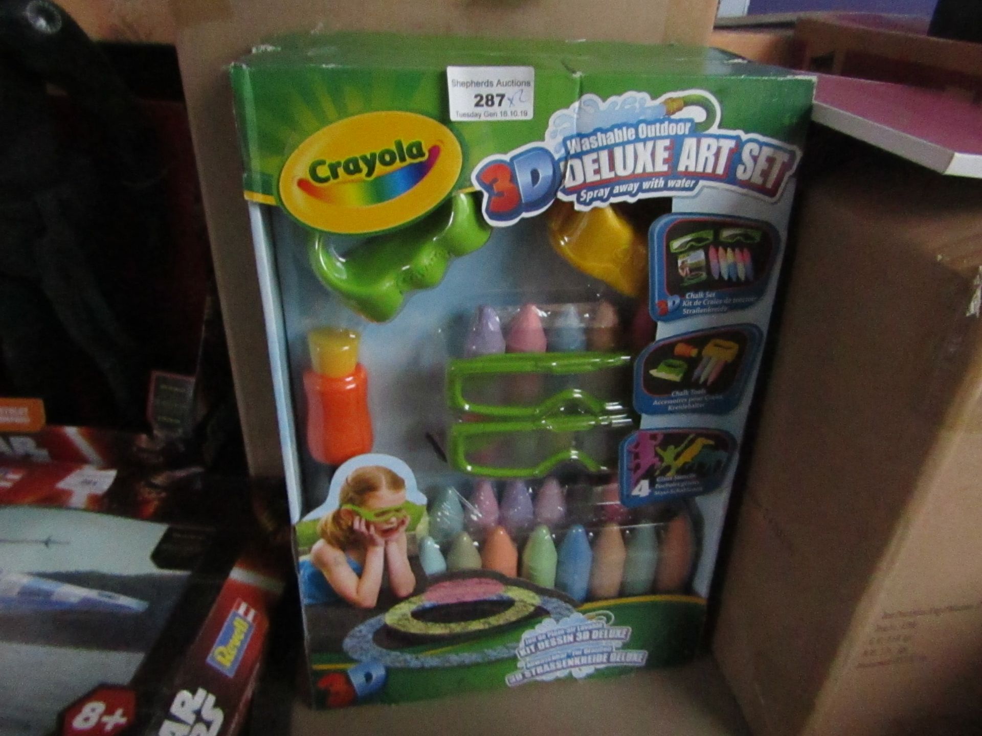 2x Crayola 3D Deluxe wahable out door art sets, new, RRP £16.99 each.