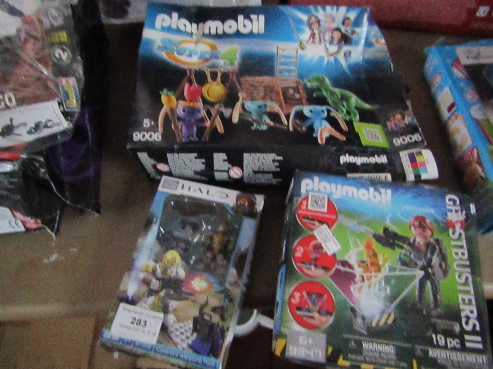 3x Items being a Mega Bolocks Halo play set and a 2x Play Mmobile sets, all unchecked but just looks