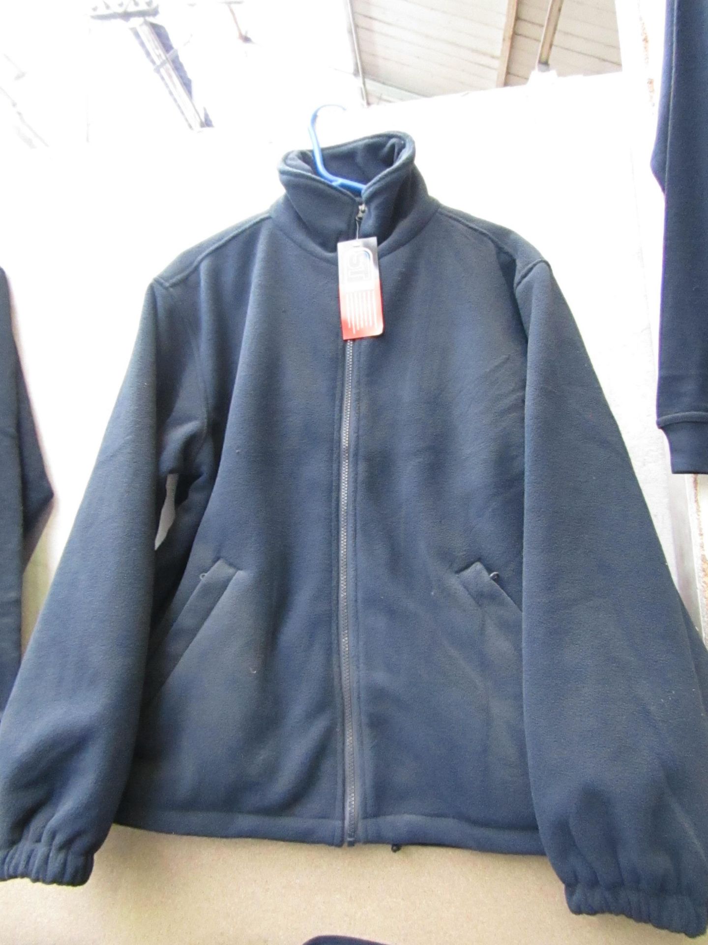 Super Touch Workwear Fleece Size S. New with tags