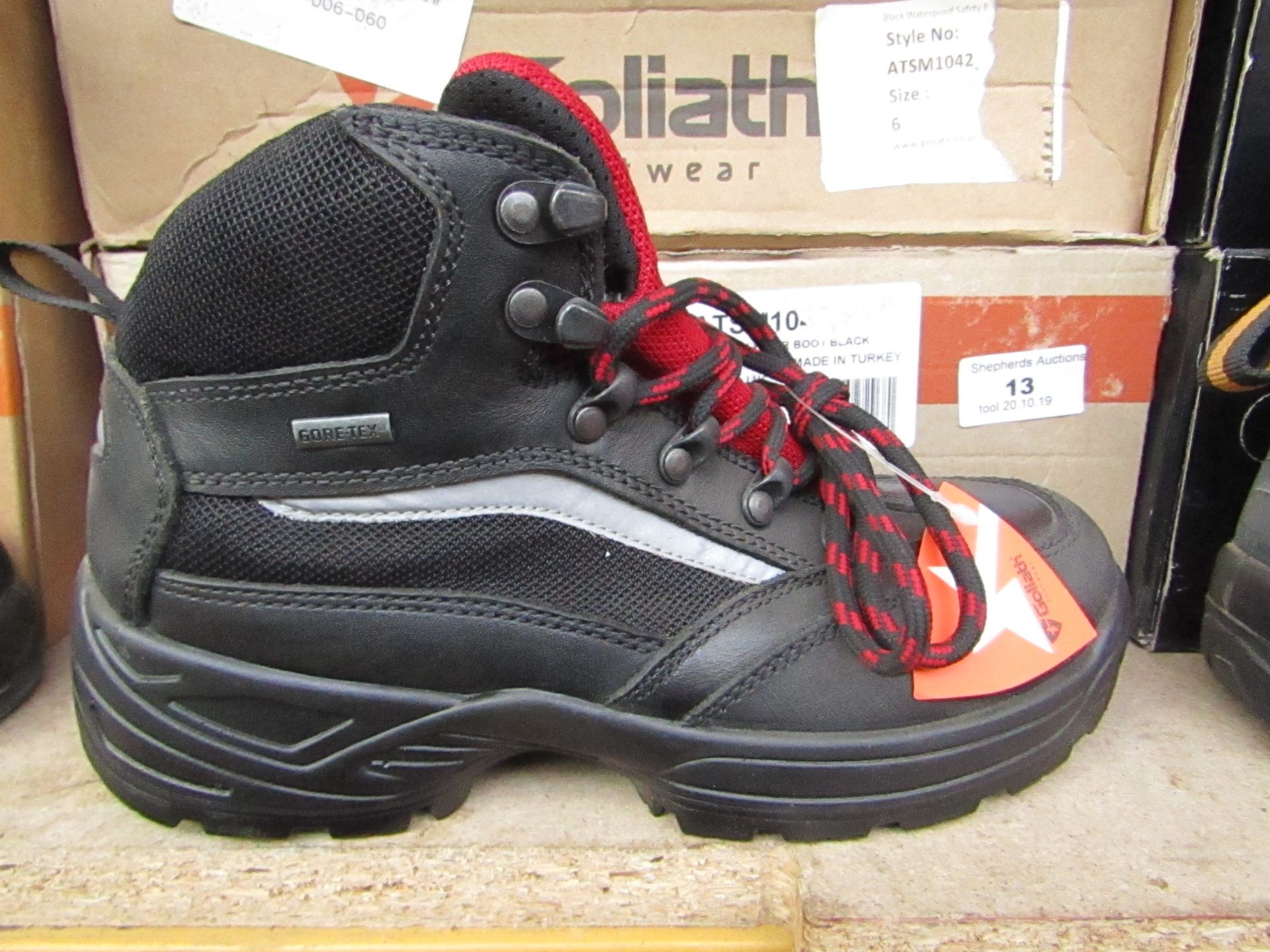 Goliath Safety Boot. Size 12. New and Boxed