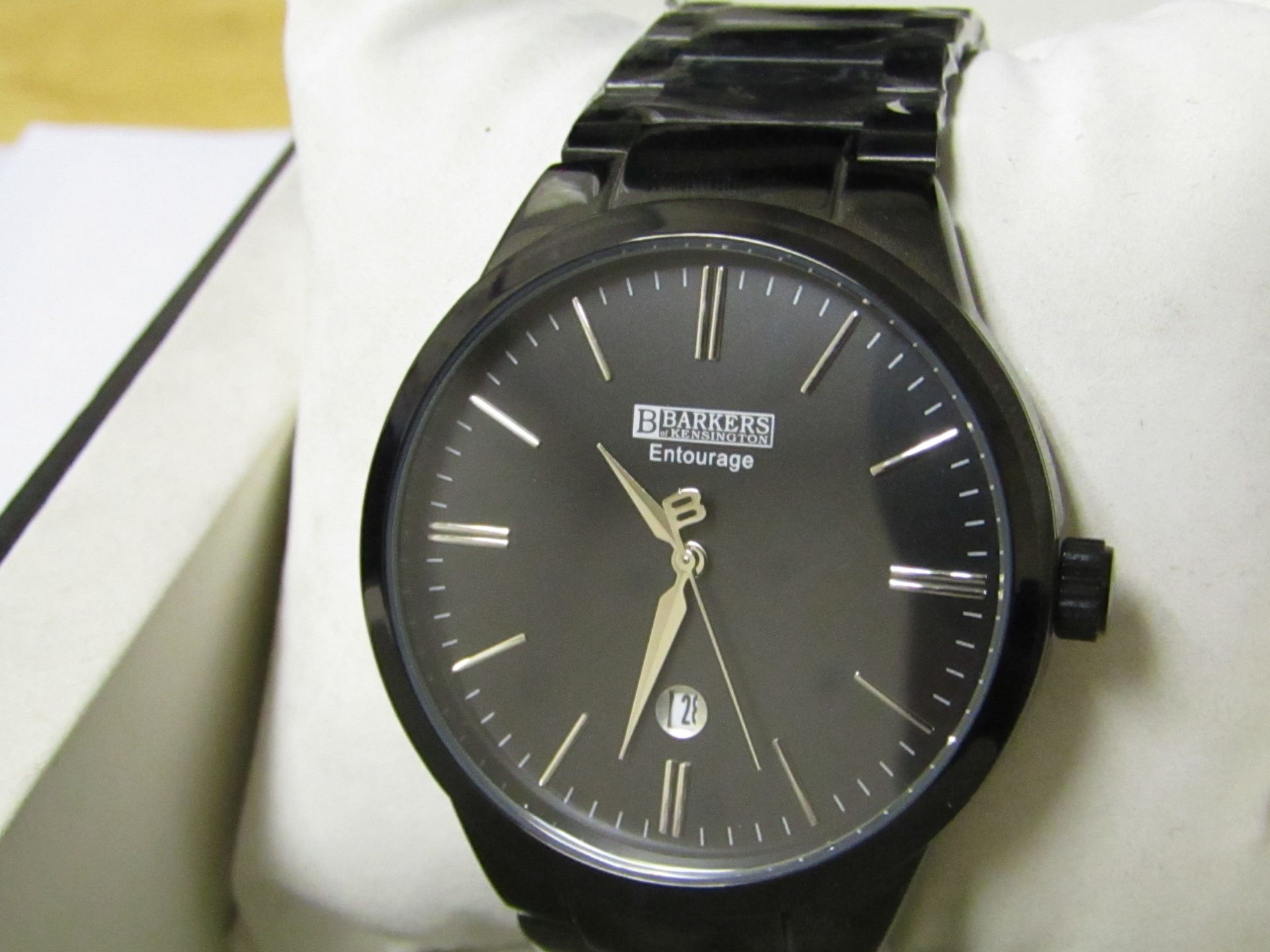 Barkers of Kensington Entourage Black Face with Silver Men's stylish Watch, new and boxed.