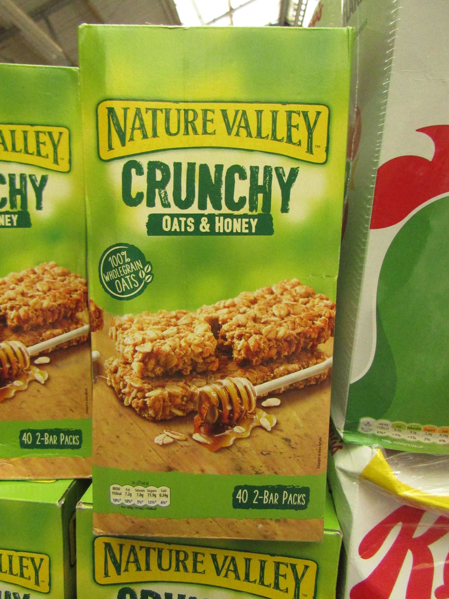 Box of 40 x 2Bar Packs of Nature Valley Crunchy Oats & Honey.BB 02/06/20