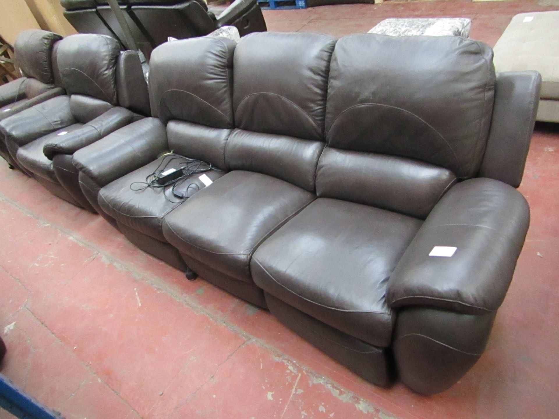 3 Seater electric reclining La-Z-Boy Sofa, tested working has a discoloured patch on one seat