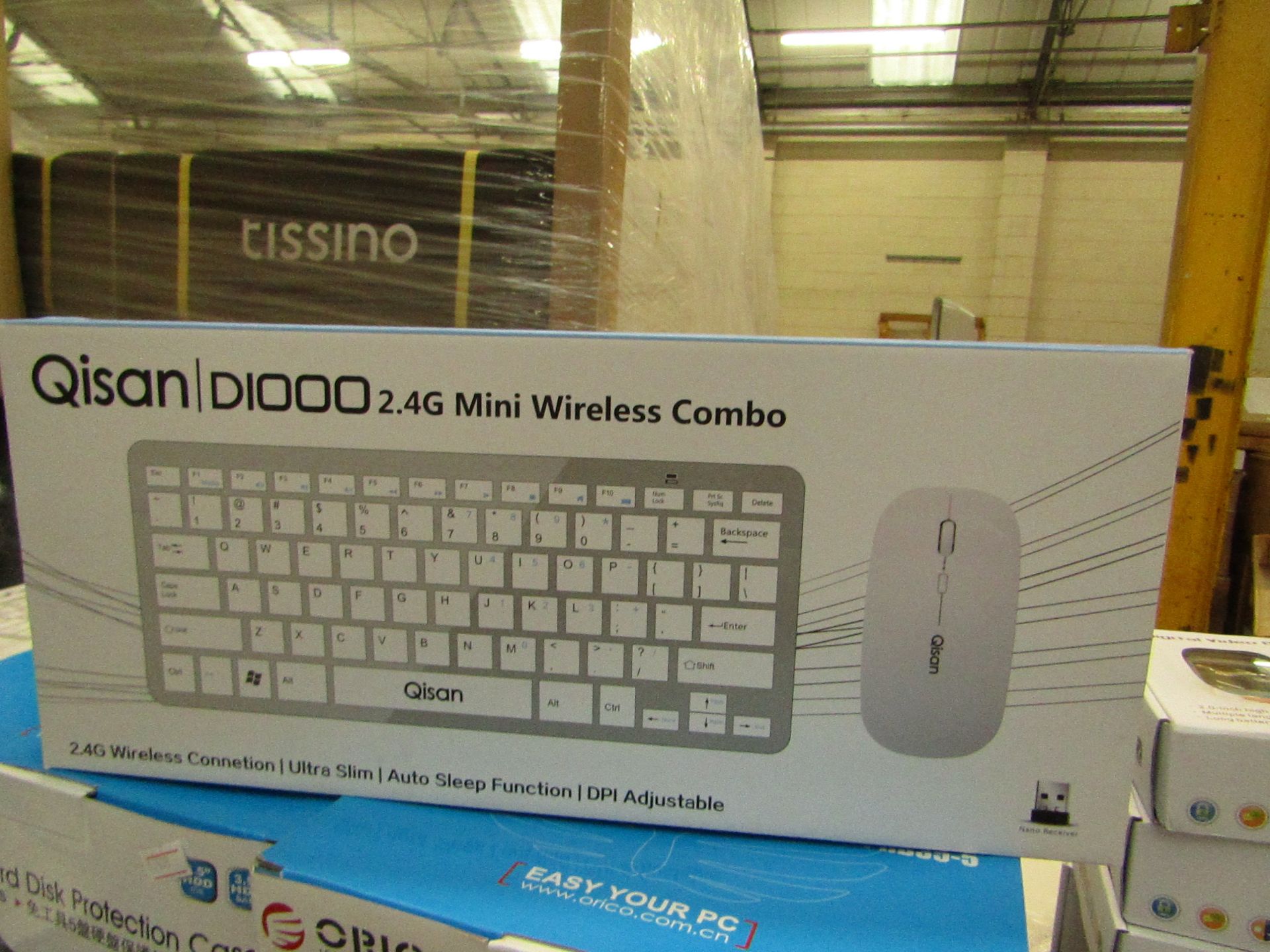 Qisan D10000.2.4G Mini Wireless keyboard & Mouse.Boxed
