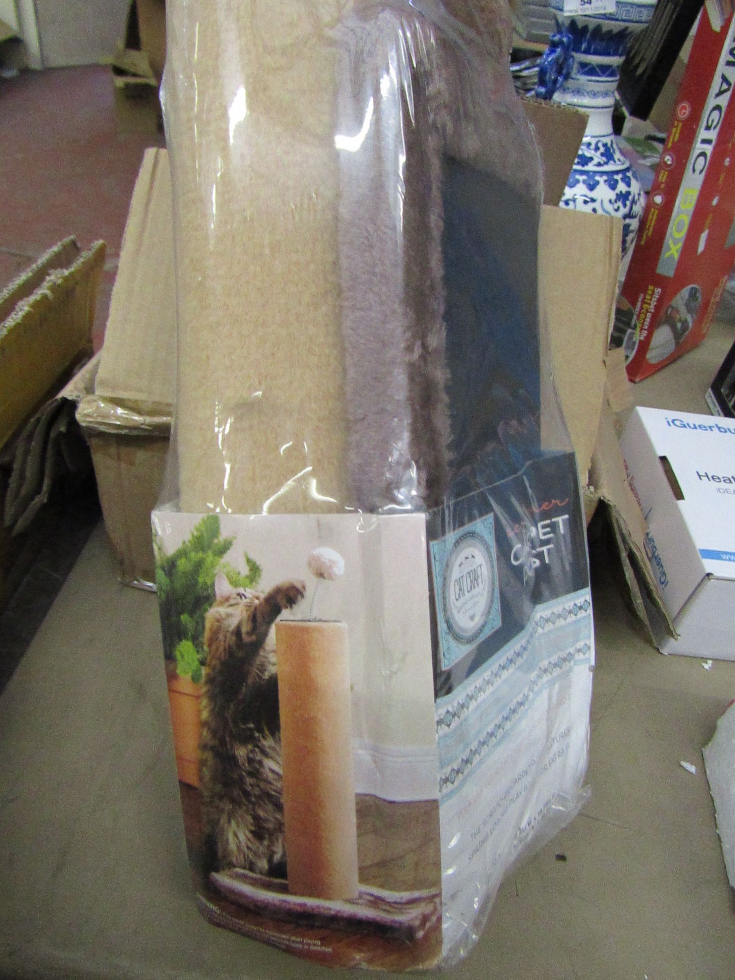 Cat Scratching post.New & Packaged