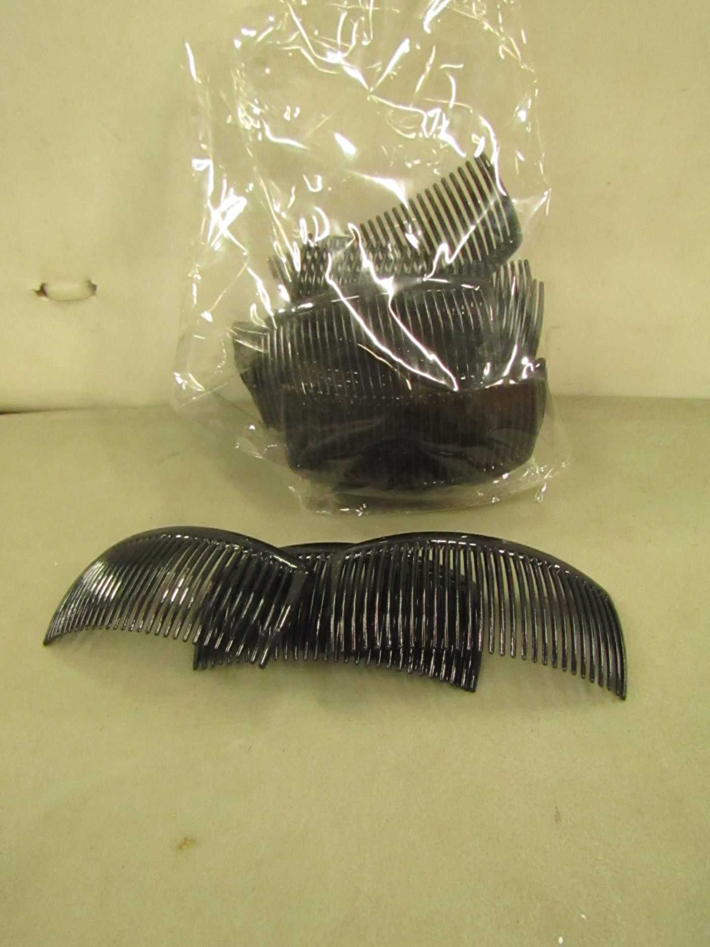 20 x Large Black Hair Combs RRP £1.50 for 2 new & packaged