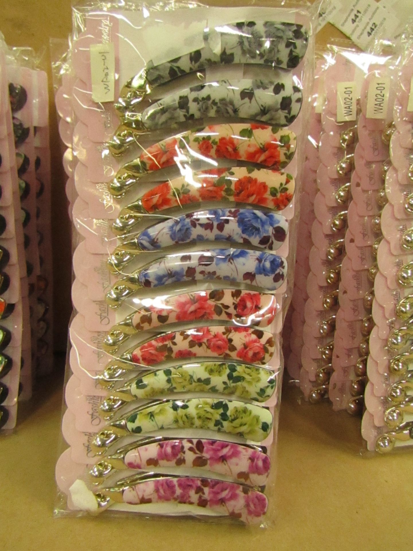 12 x  Decorative Hair Banana Hair Claws RRP £3.50 each @ Claire's Accessories new see image for