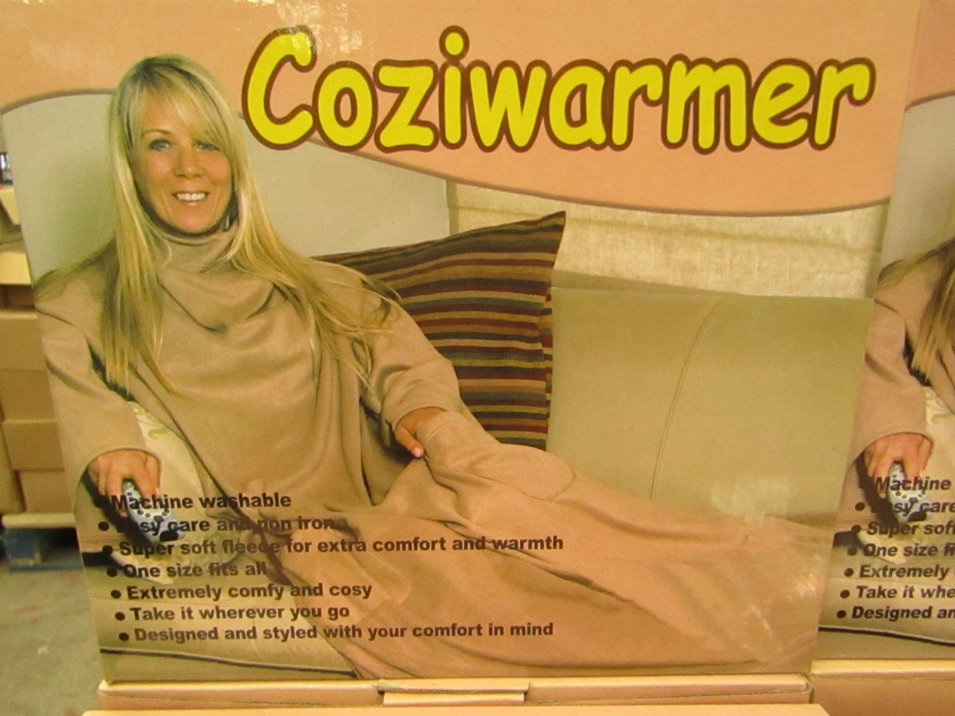 Coziwarmer Blanket with Sleeves & Pockets in Mink Colour new & packaged