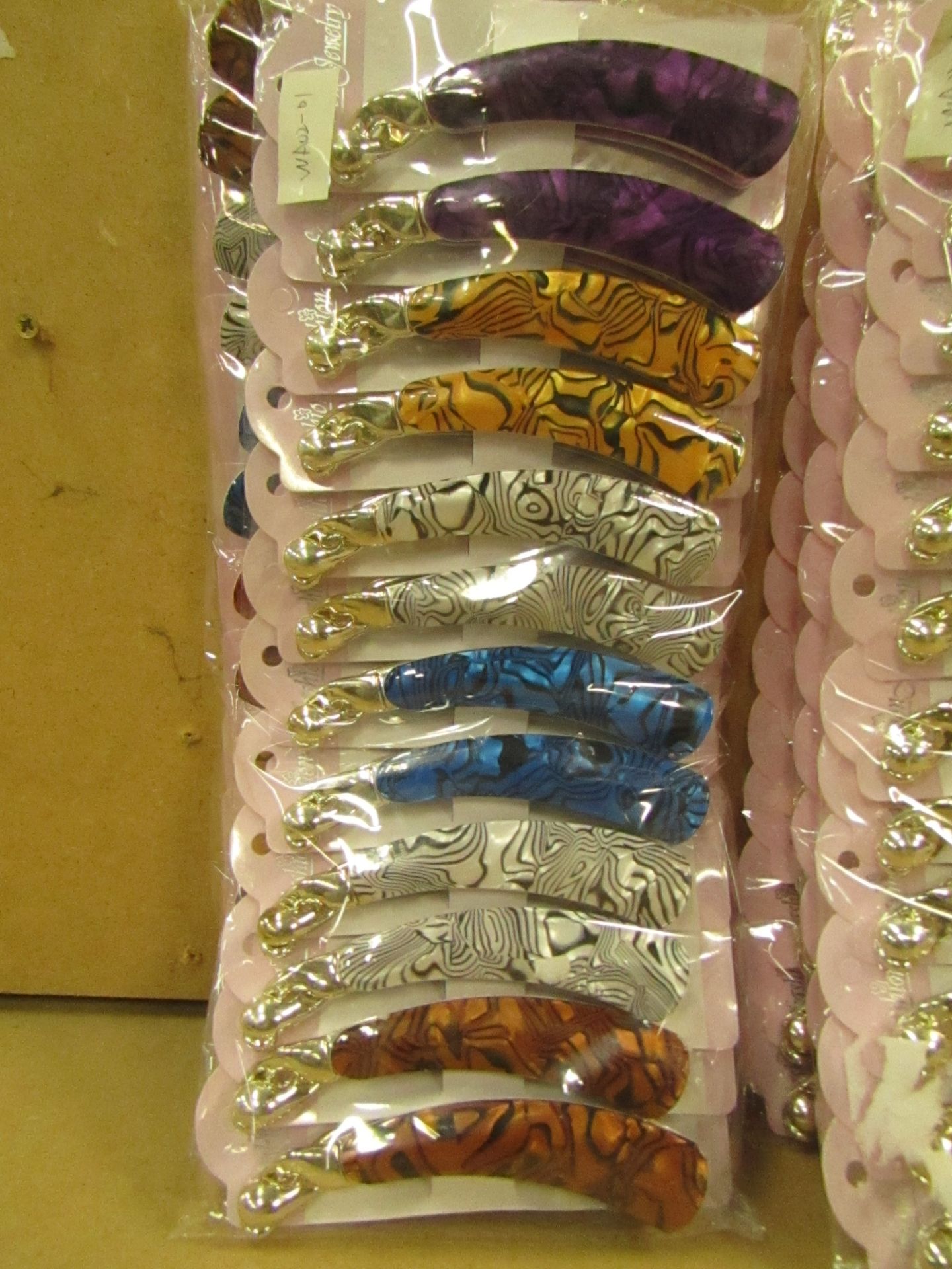 12 x  Decorative Hair Banana Hair Claws RRP £3.50 each @ Claire's Accessories new see image for