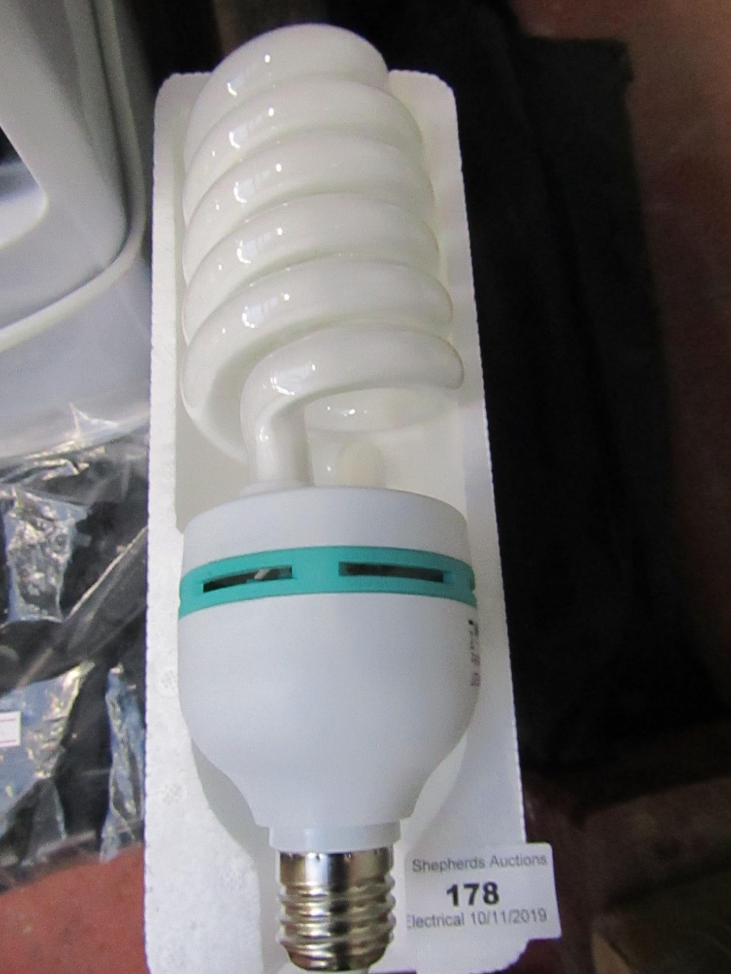 Large screw bulbs, untested.