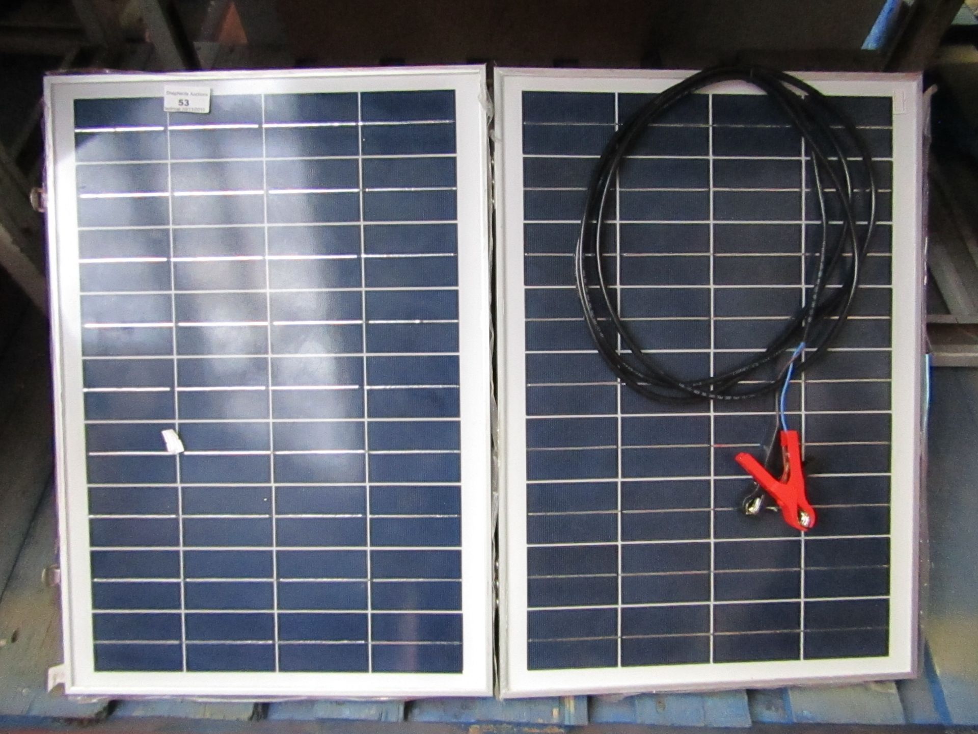 Foldable Folde Solar Panel 12v, untested and boxed. RRP Circa £140:00.