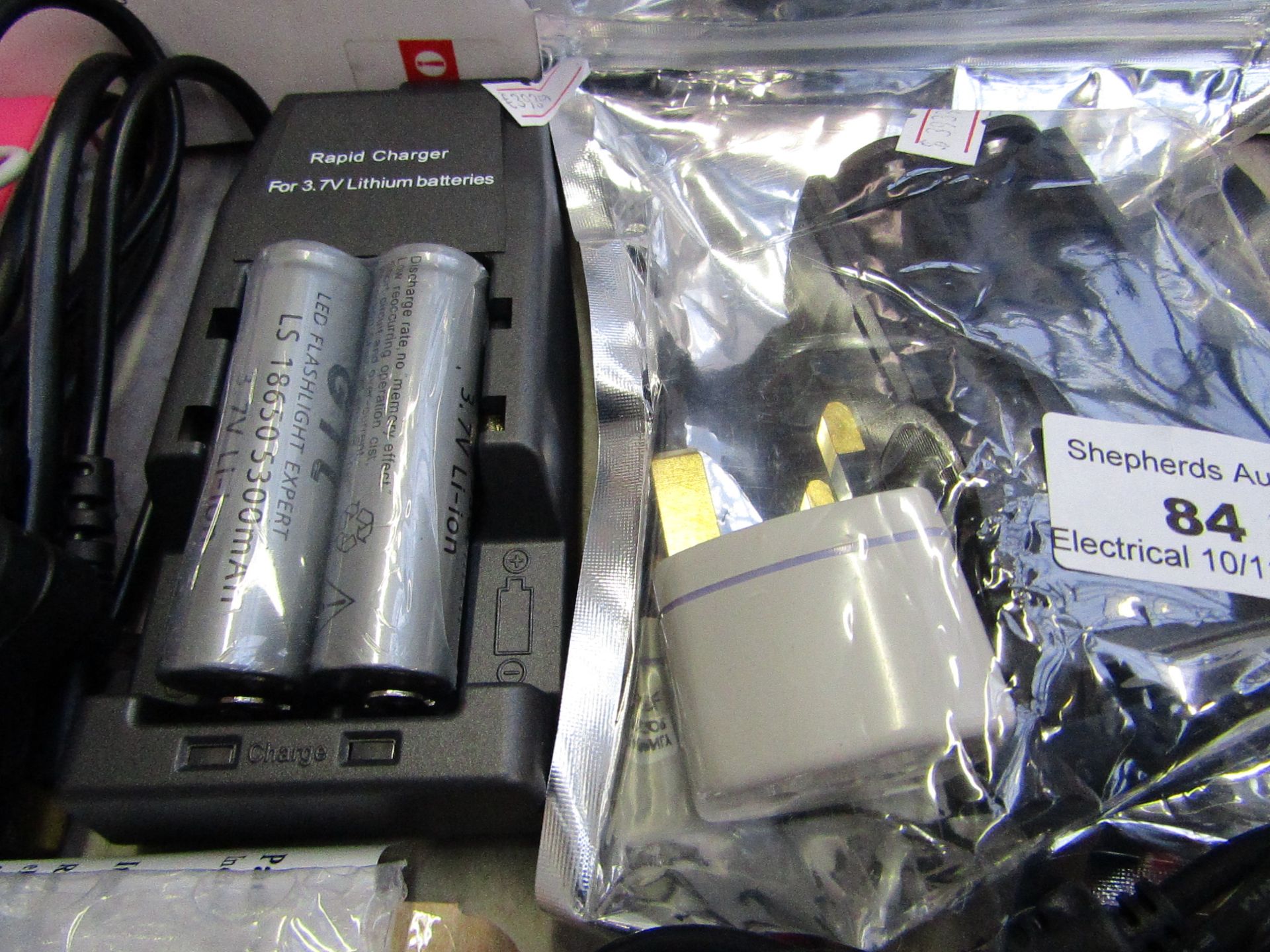 2x Rapid battery chargers for 3.7v lithium batteries, untested and packaged.