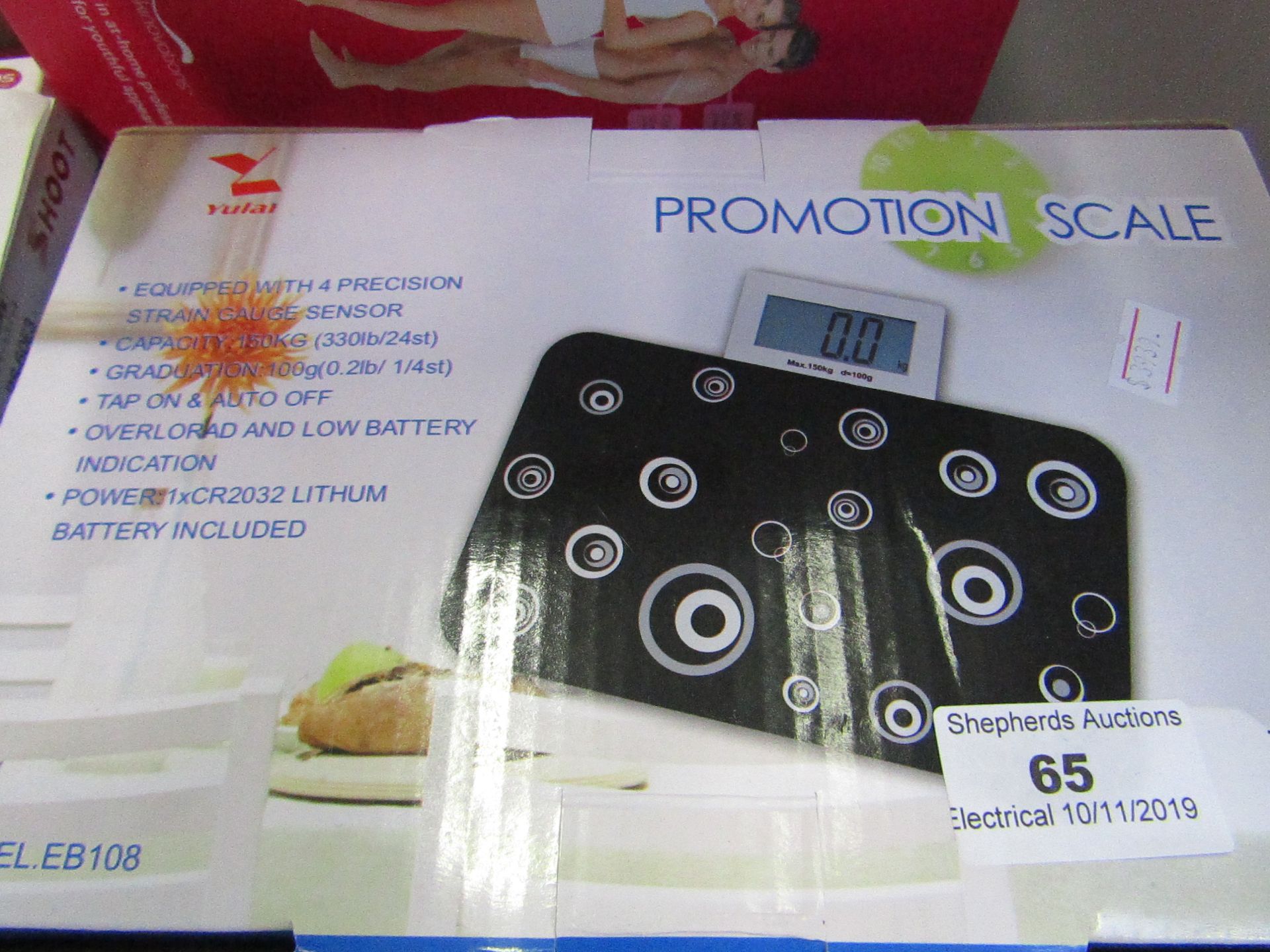 Promotion scale - battery included, capacity 150kg, untested and boxed.