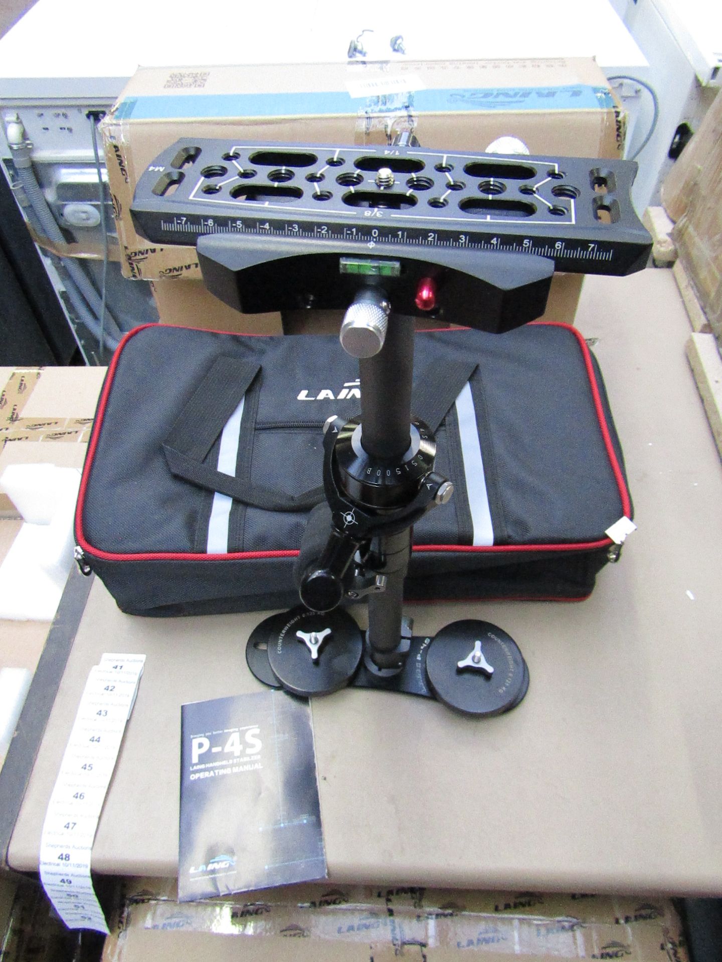 Laing P-04S(P-4S) Carbon Fibre Handheld Stabilizer, bag included, new and boxed.