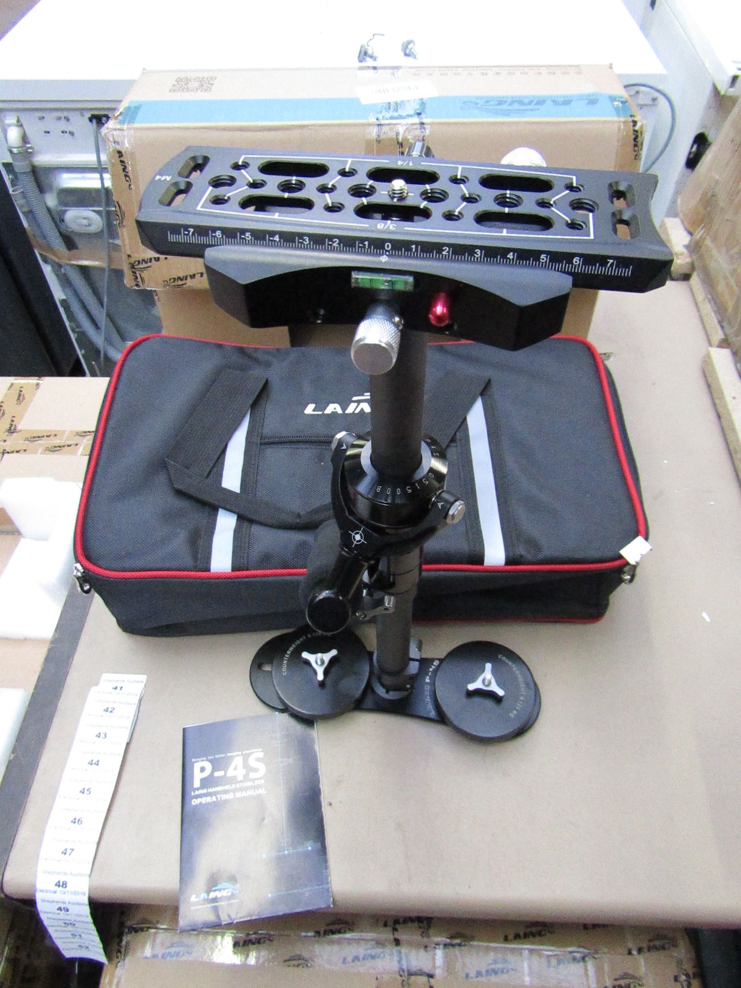 Laing P-04S(P-4S) Carbon Fibre Handheld Stabilizer, bag included, new and boxed.