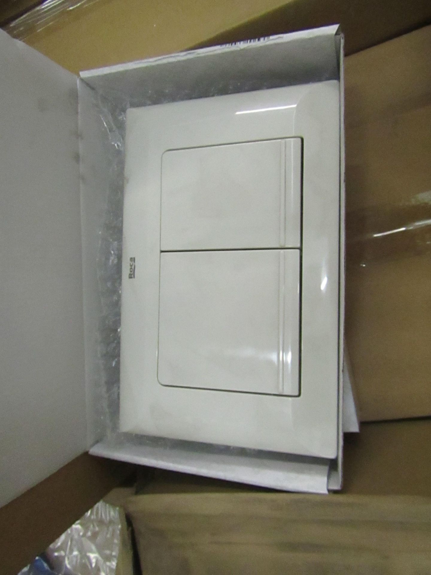 Box of 10x Roca L1 White Toilet flush plates, new and boxed, Total RRP for the lot is Circa £225