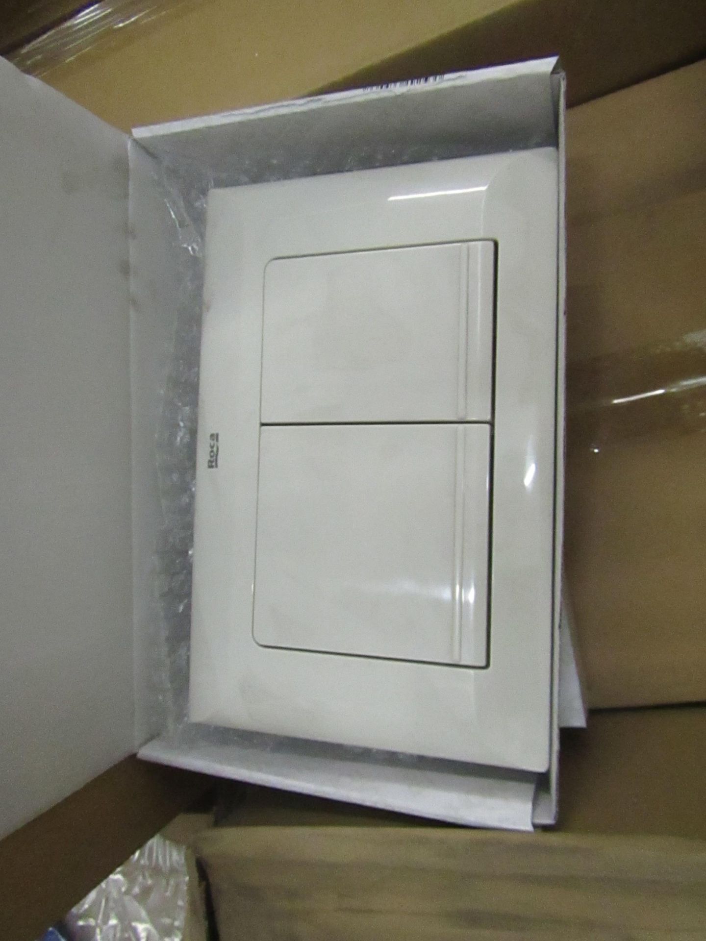 Box of 10x Roca L1 White Toilet flush plates, new and boxed, Total RRP for the lot is Circa £225