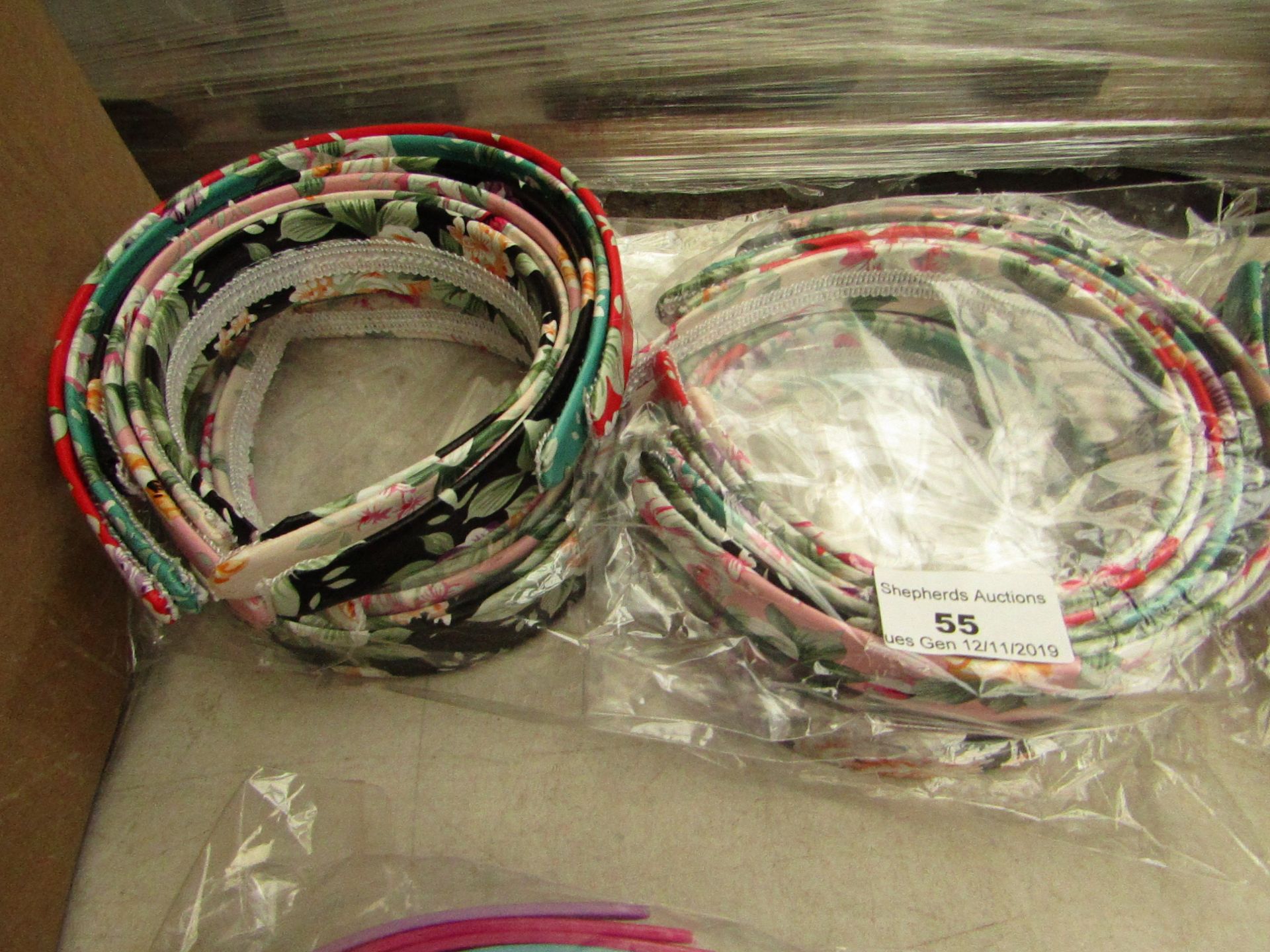 20x colourful headbands, see picture for design, new in packaging.