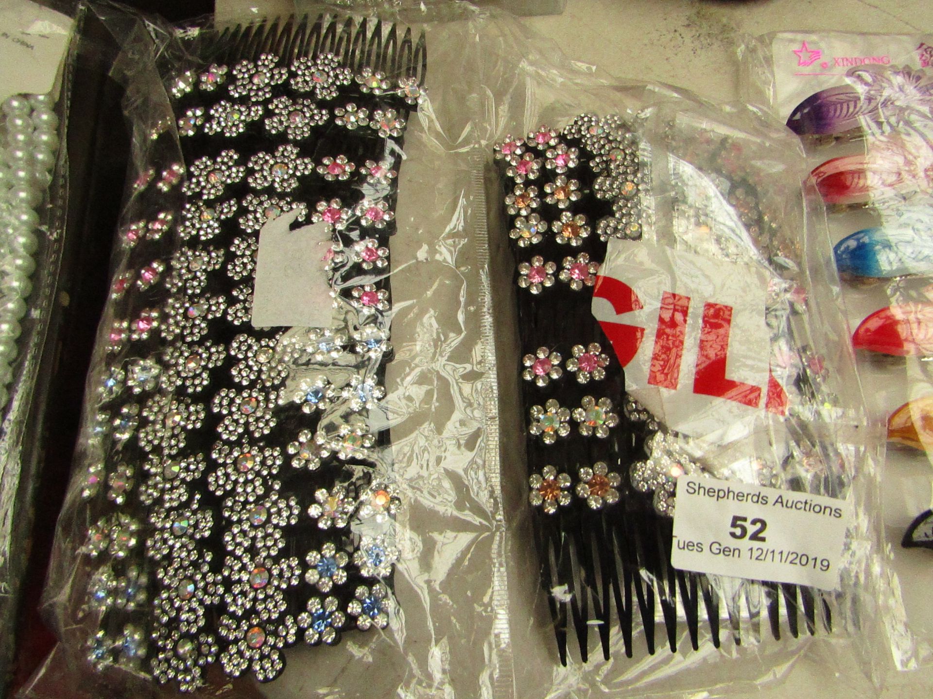 20x Hairs clips, see picture for design, new and packaged.