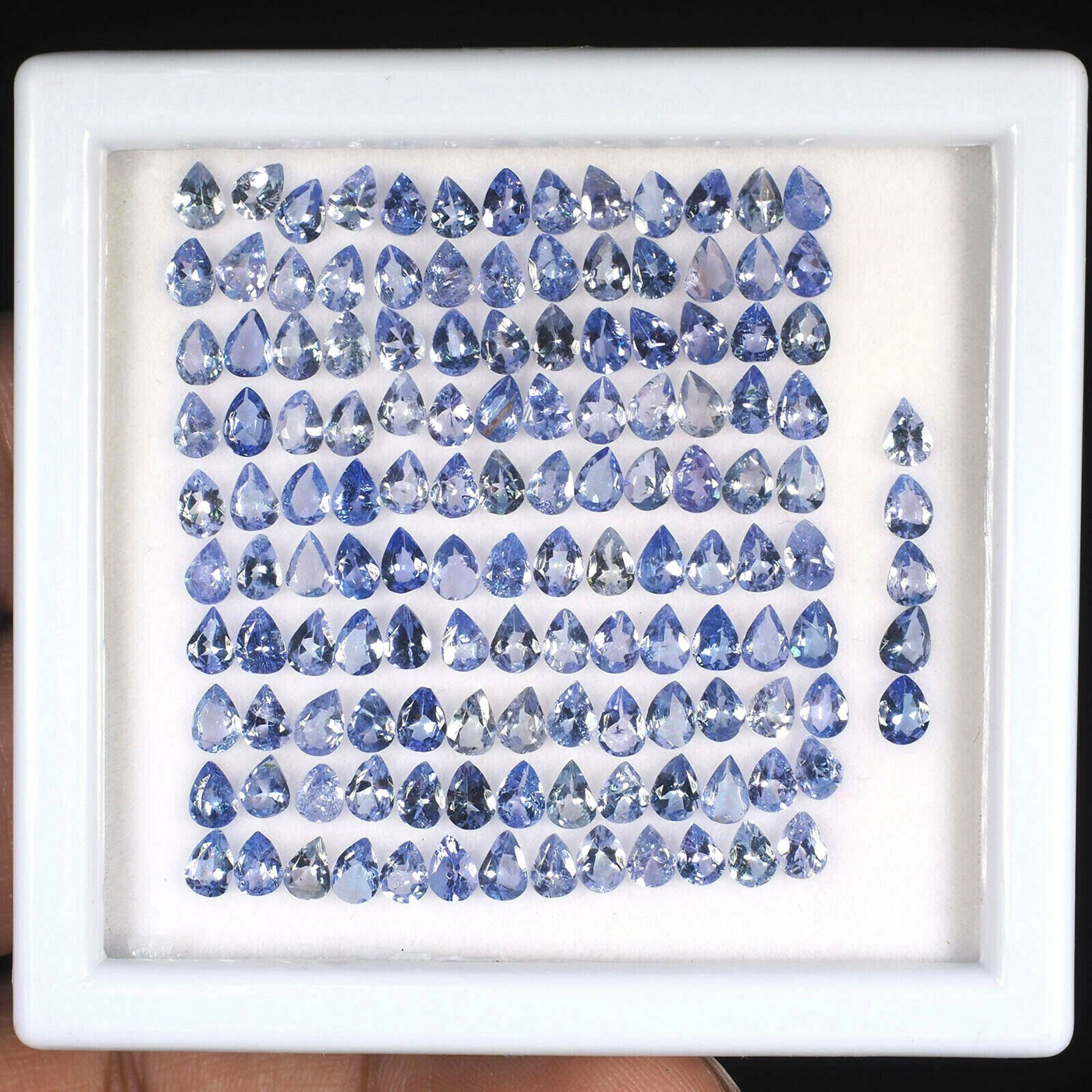 Natural Tanzanite 16.70 carat - Glistening Pear cut - 135 pieces of Beautiful Natural untreated