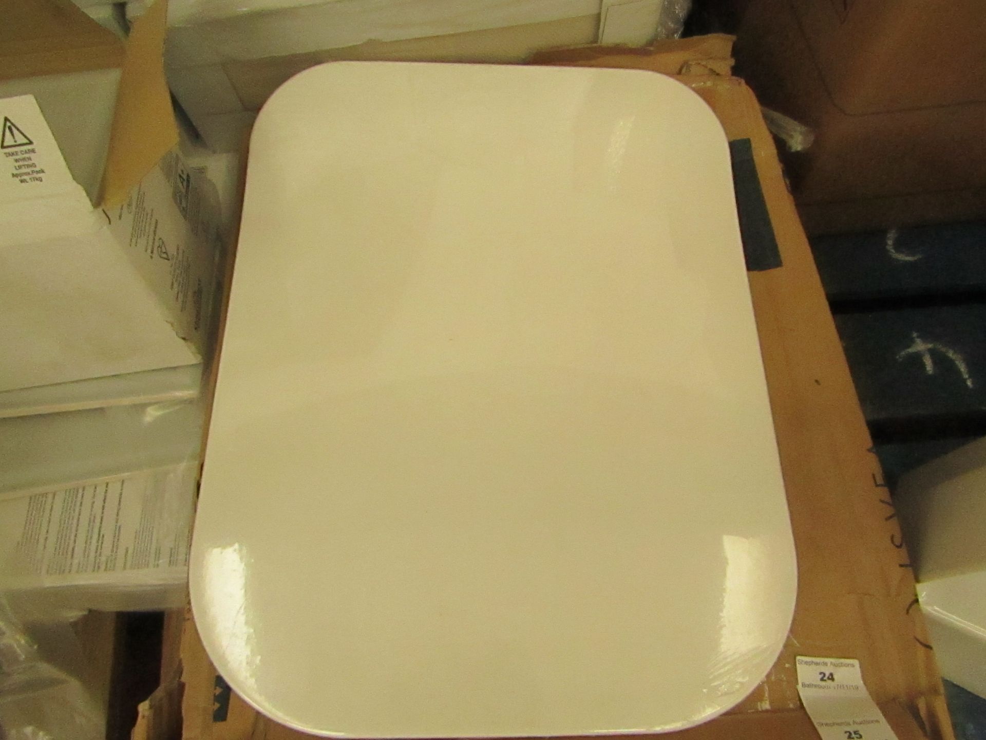 Isvea toilet seat and cover, new and boxed.