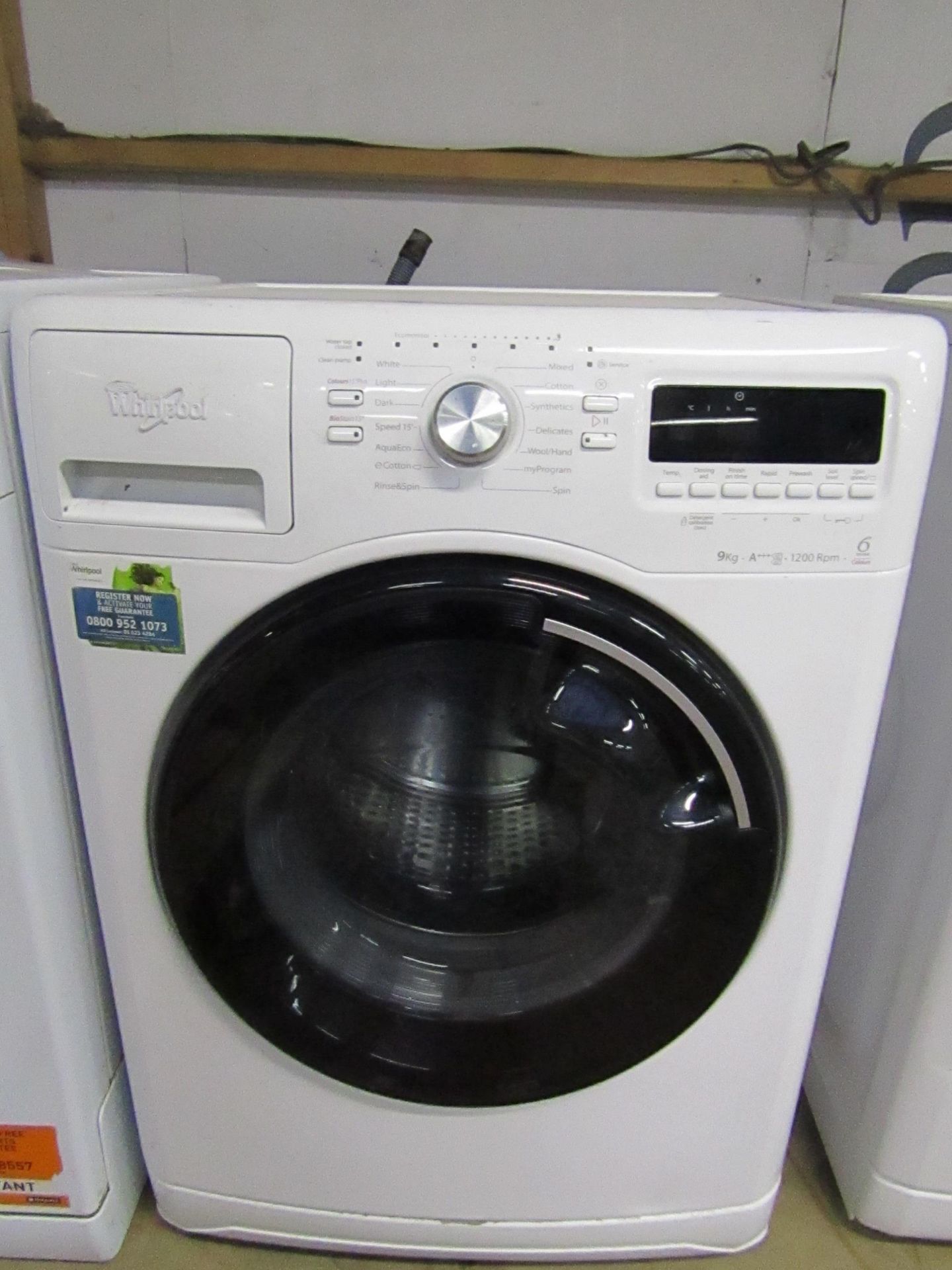Whirlpool 6th Sense 9Kg washing machine, untested due to damaged plug.