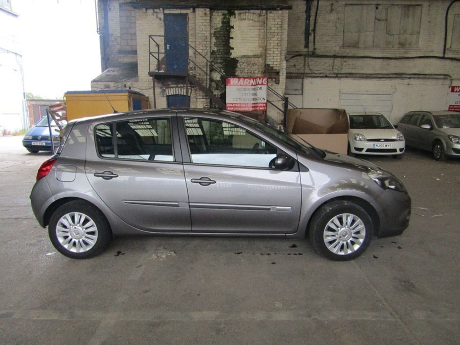 2012 Renault Clio Expression Plus 16V 1.2i, 29,991 miles (unchecked), MOT until 29th May 2020, 2 - Image 2 of 14