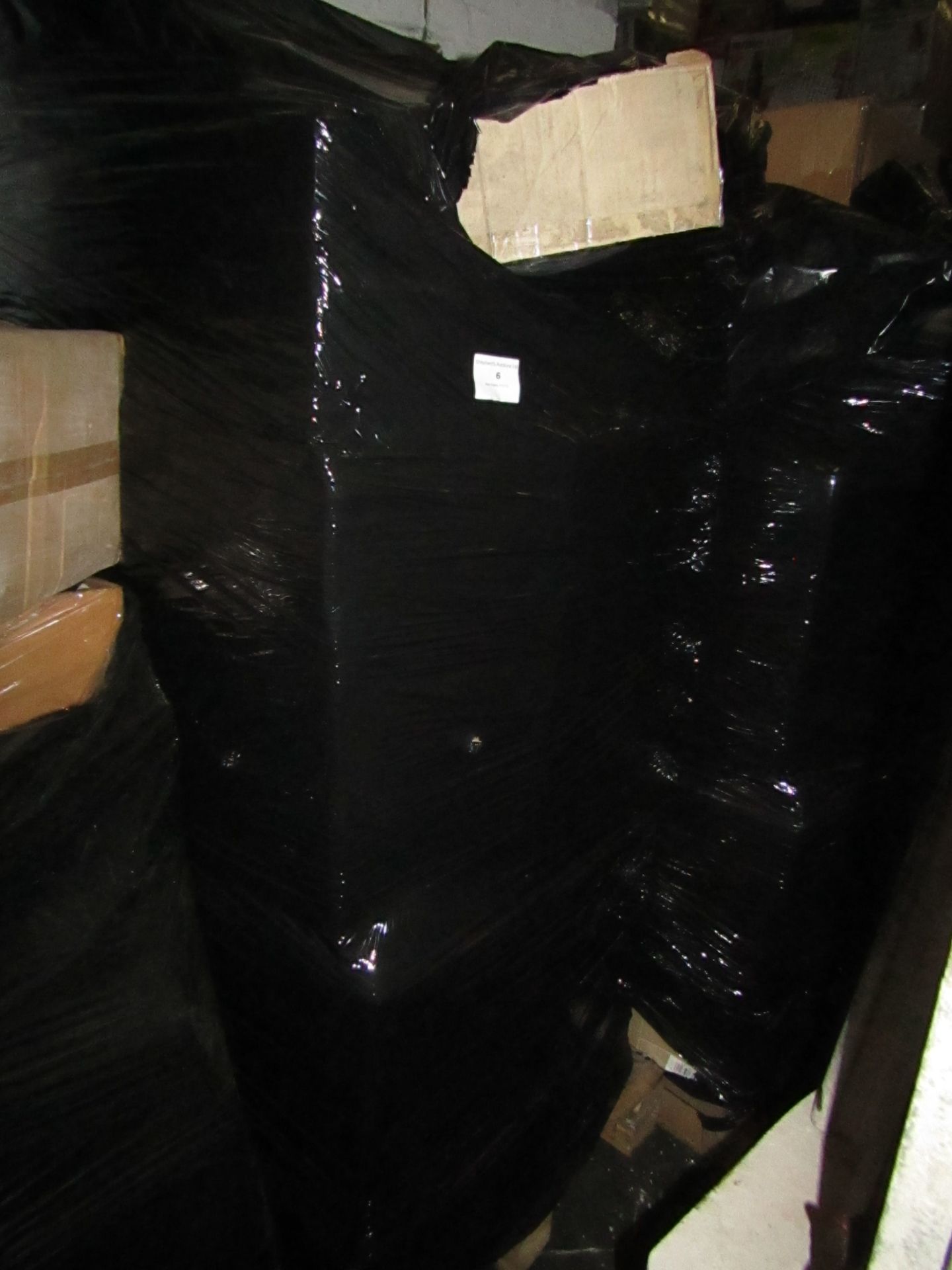 Pallet of over 100 Various Memorial/Gift items, this lot may contain gift items such as key hooks - Image 2 of 2