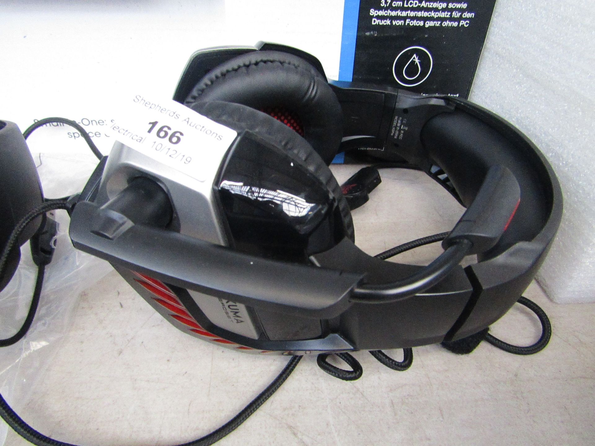 ONIKUMA - Gaming Headset & Mic (red&black)tested working.