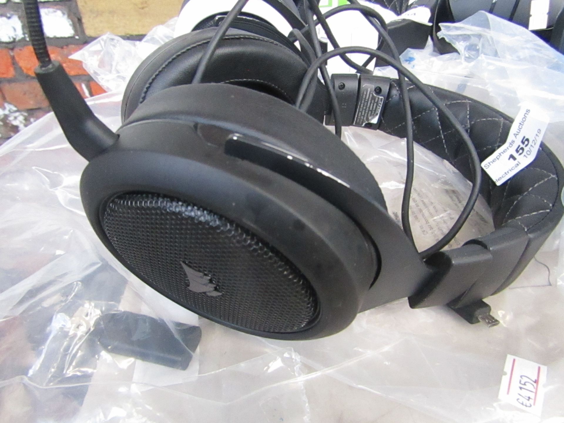 Corsair - Gaming headset HF50(Black) untested.