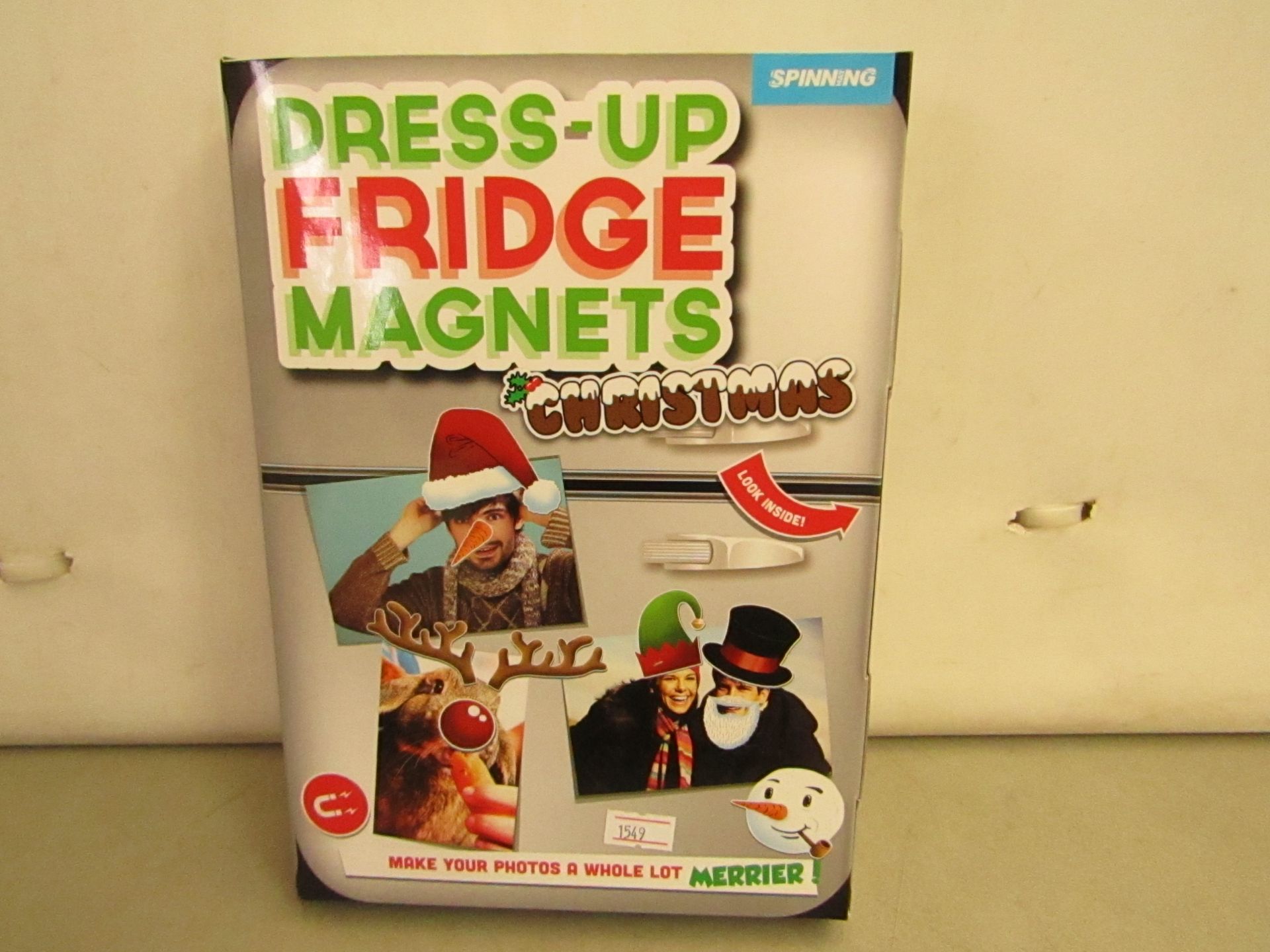 5 x Dress Up Christmas Fridge Magnets. Make your photos a whole lot merrier. New & packaged