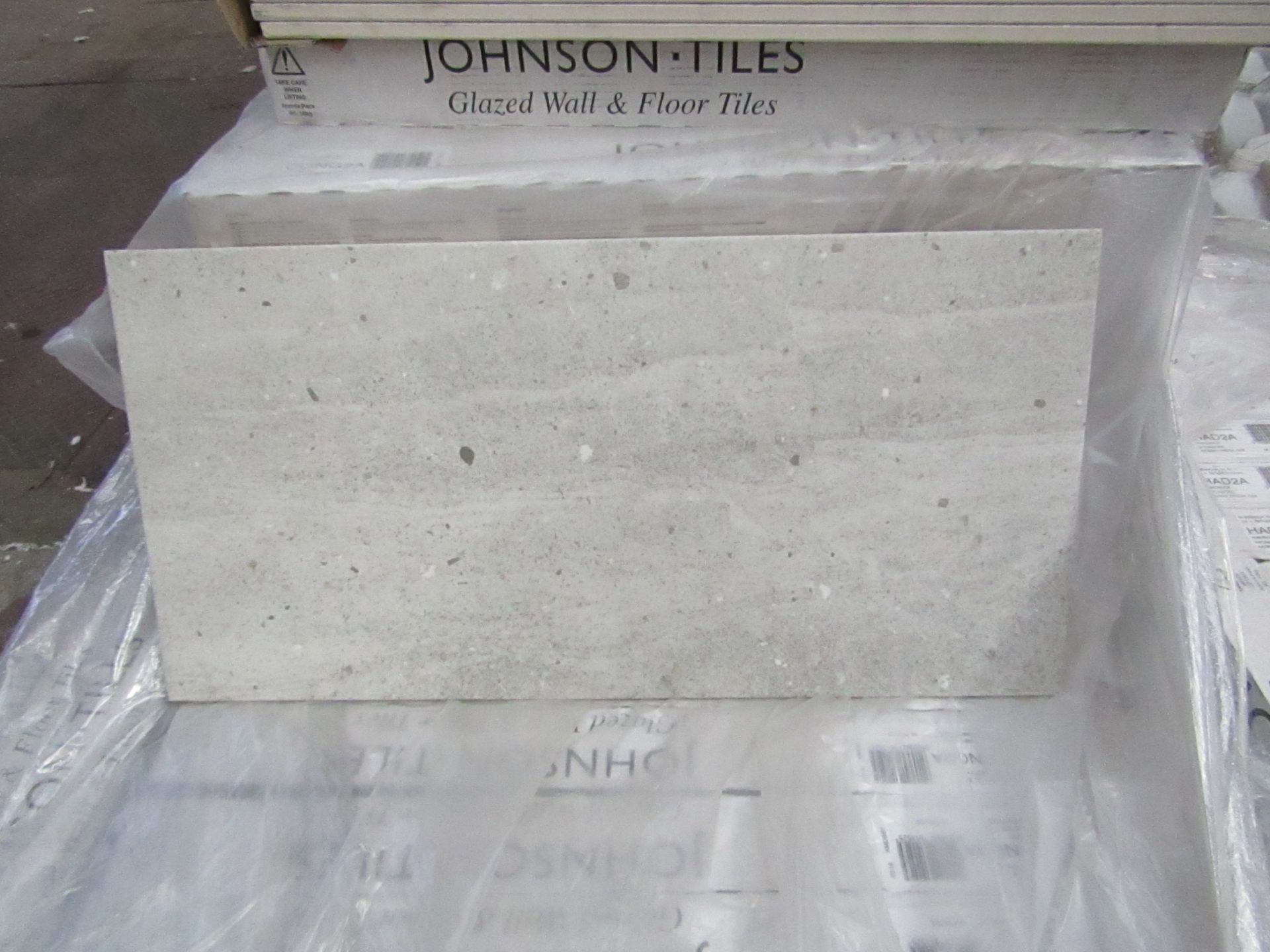10x Packs of 5 Conglomerates Matt 300x600 wall and Floor Tiles By Johnsons, New, the RRP per pack is