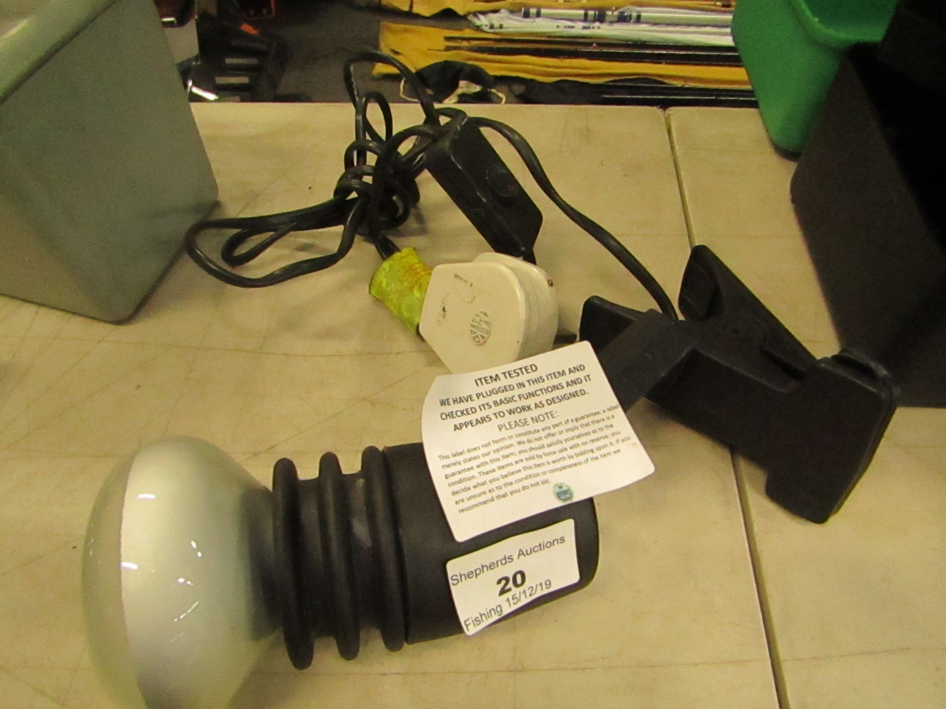 Clip On Light with bulb tested working