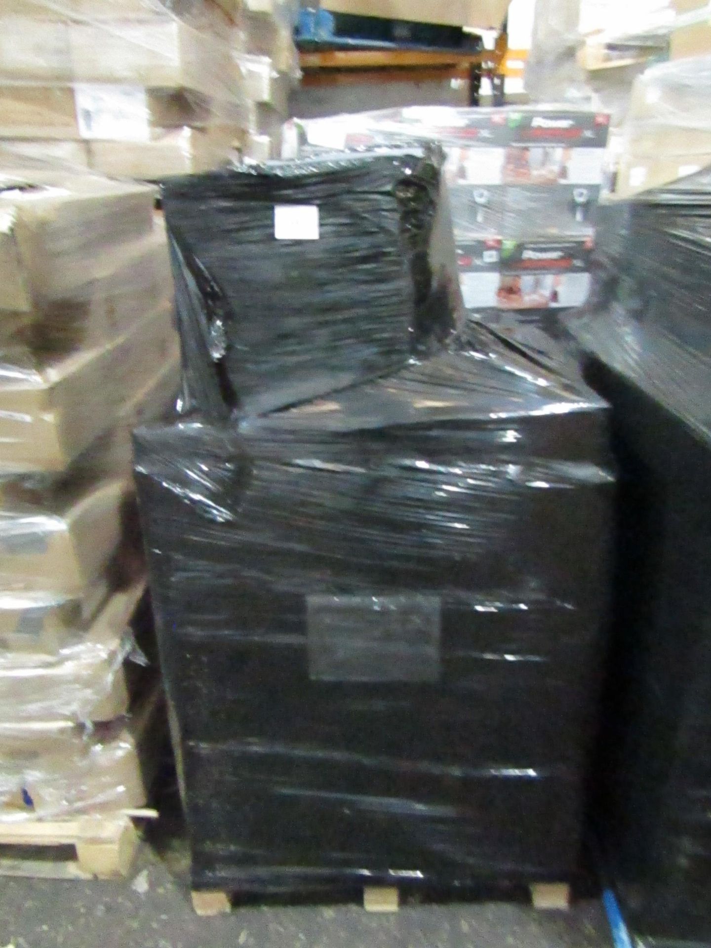 Pallet of 18x BER Customer return Electricals which include Air fryers and Clever Chefs.