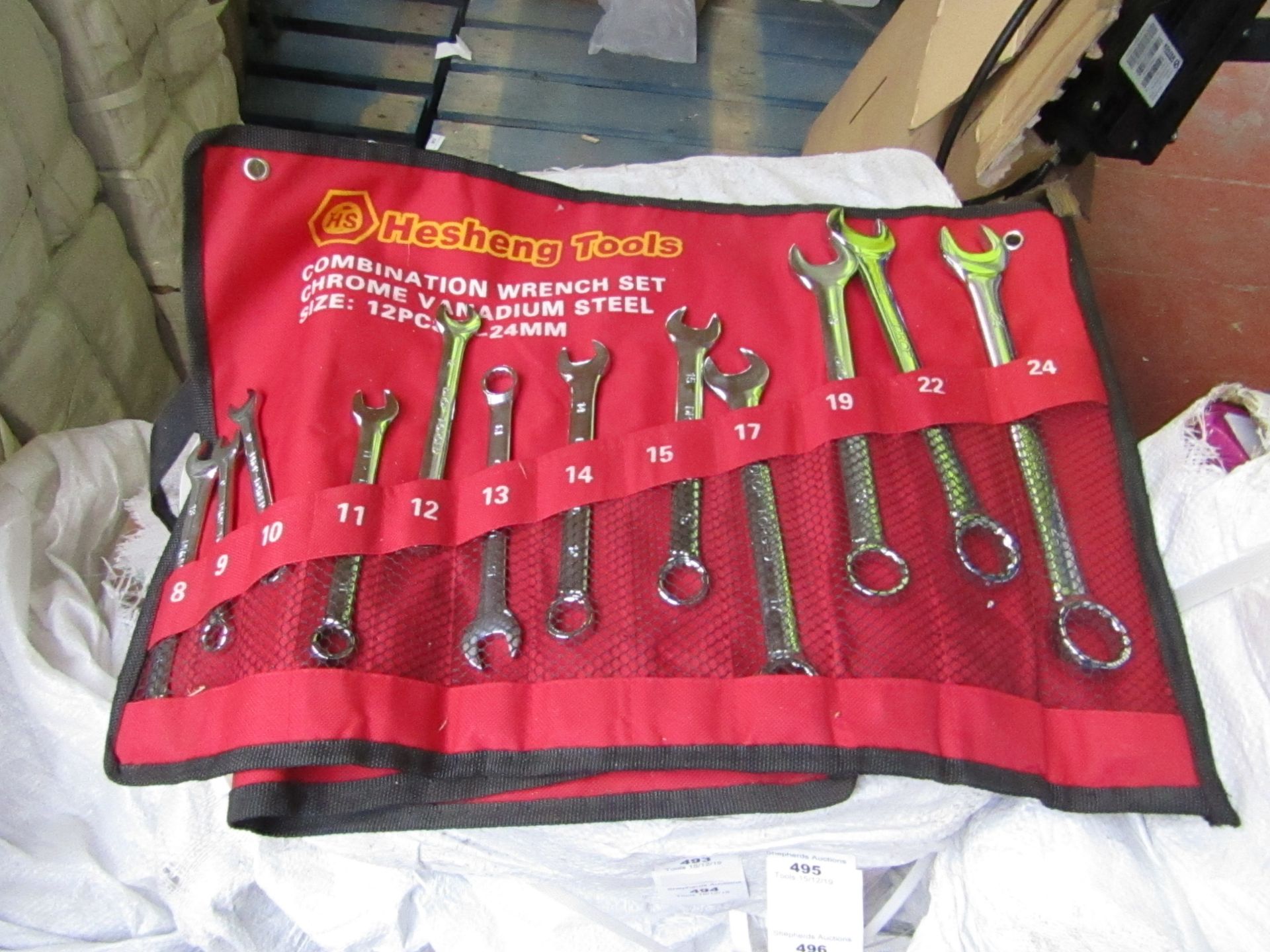 12 {piece Chrome Vanadium steel combination spanner set, new in carry roll.