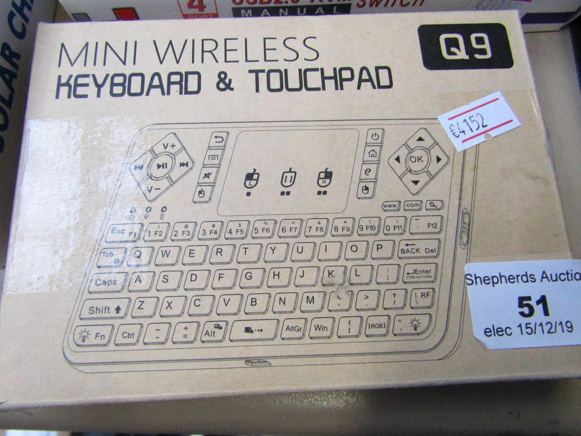 Q9 - Mini wireless keyboard & touchpad, untested and boxed.