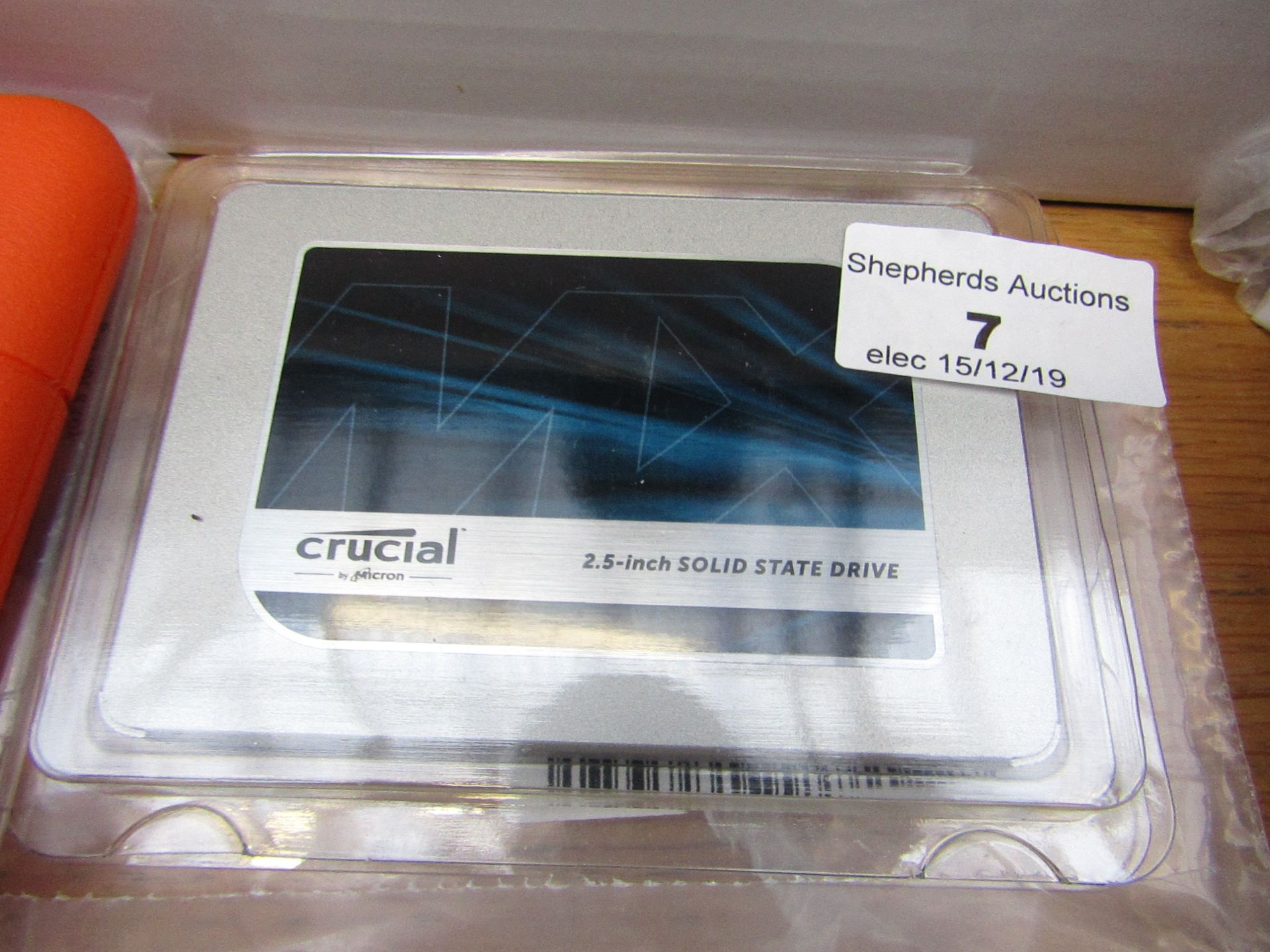 CRUCIAL - 2.5" SSD - untested and packaged.